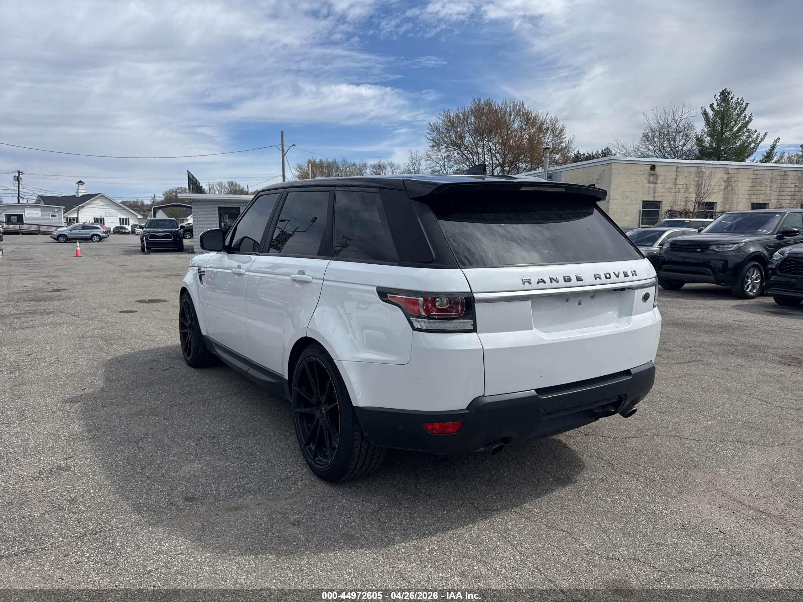 2017 Land Rover Range Rover Sport VIN SALWG2FK4HA690120 IAAI salvage auction — Unknown, Clear (Florida), sold $10,500 on 2026-05-29 (photo 3)