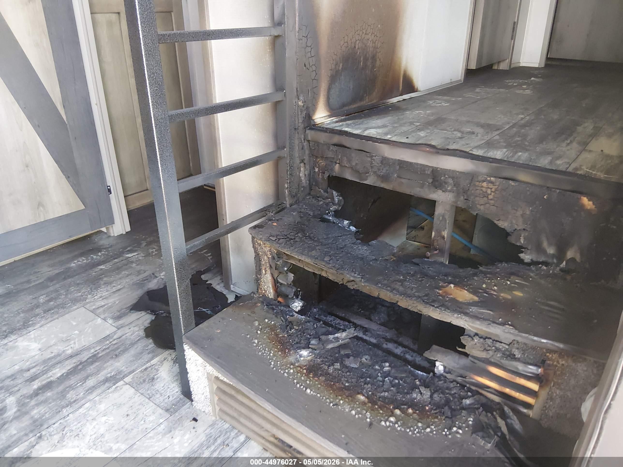 2020 Keystone sprinter Other VIN 4YDF35625L1532072 IAAI salvage auction — Burn Interior, Junk Bill Of Sale Mv2459 (Wisconsin), sold $450 on 2026-09-09 (photo 6)