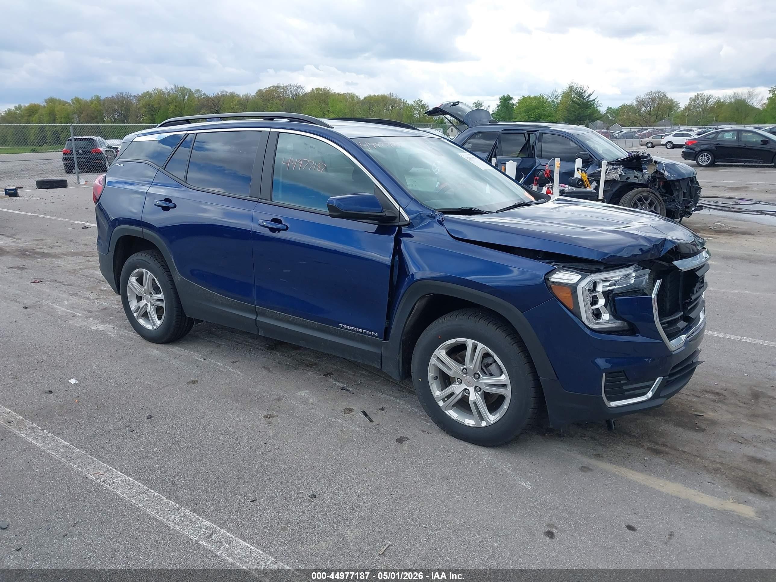 2022 Gmc Terrain VIN 3GKALTEV3NL169722 IAAI salvage auction — Front End, Salvage (Indiana), sold $5,100 on 2026-10-06 (photo 1)