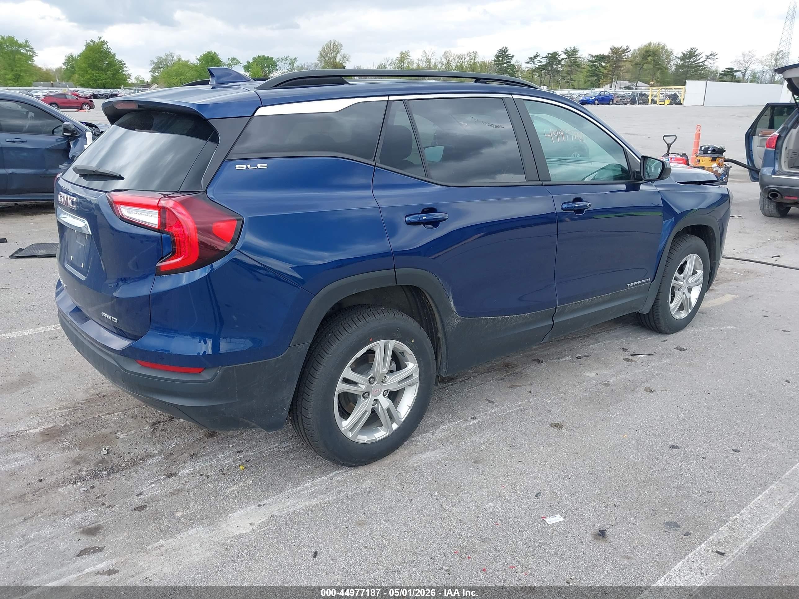 2022 Gmc Terrain VIN 3GKALTEV3NL169722 IAAI salvage auction — Front End, Salvage (Indiana), sold $5,100 on 2026-10-06 (photo 4)
