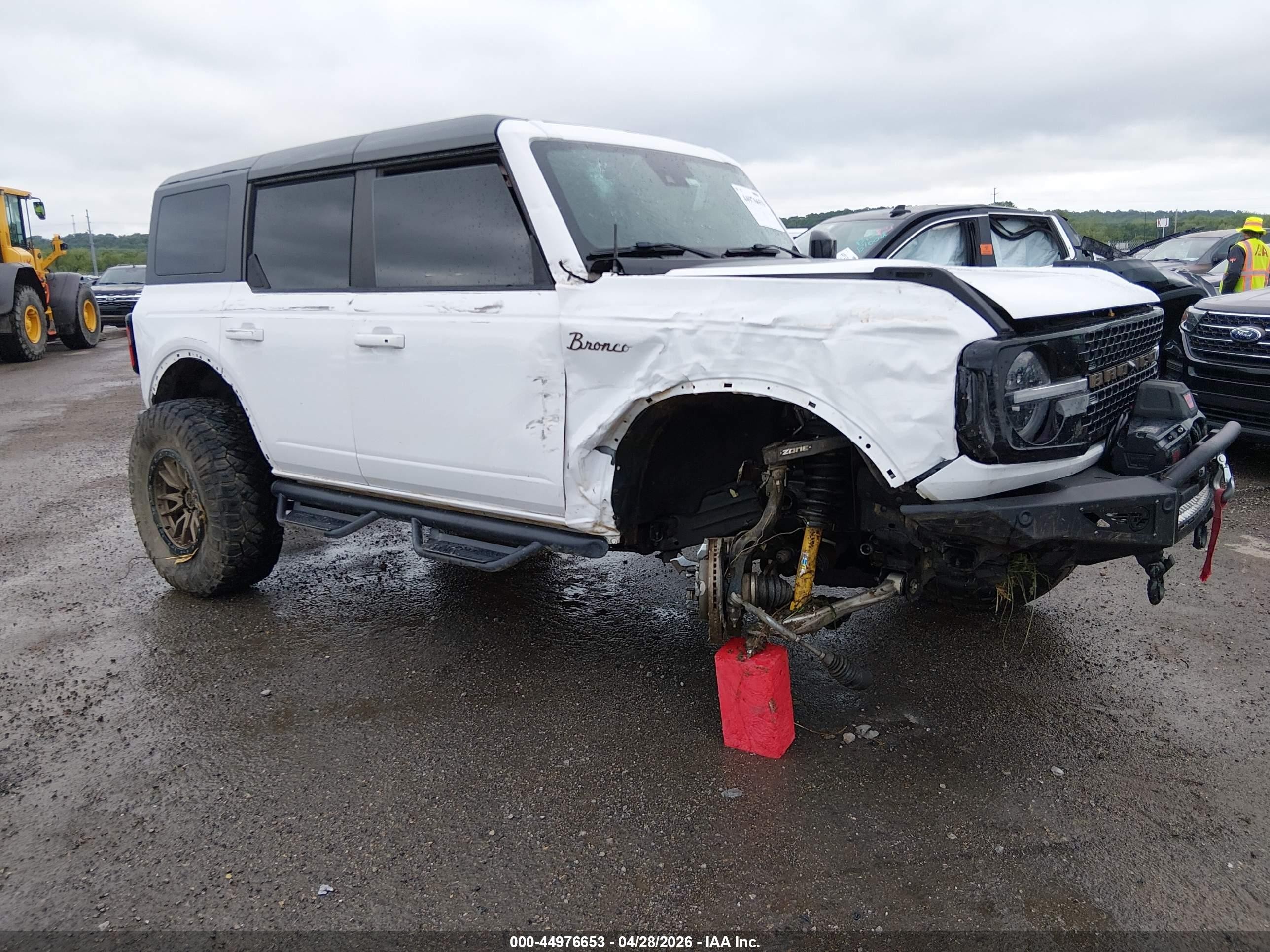 2021 Ford Bronco VIN 1FMEE5DP8MLA73435 — IAAI salvage auction photo
