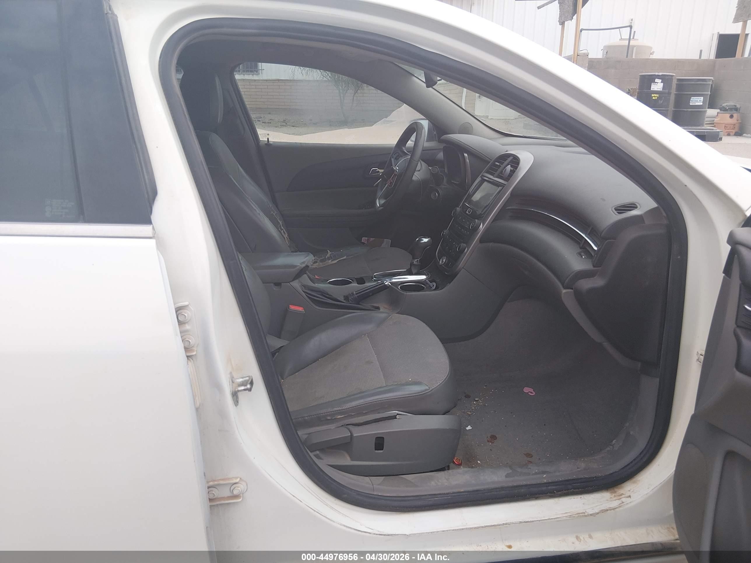 2015 Chevrolet Malibu VIN 1G11C5SL8FF165678 IAAI salvage auction — Front End, Salvage (Arizona), sold $425 on 2026-07-09 (photo 5)