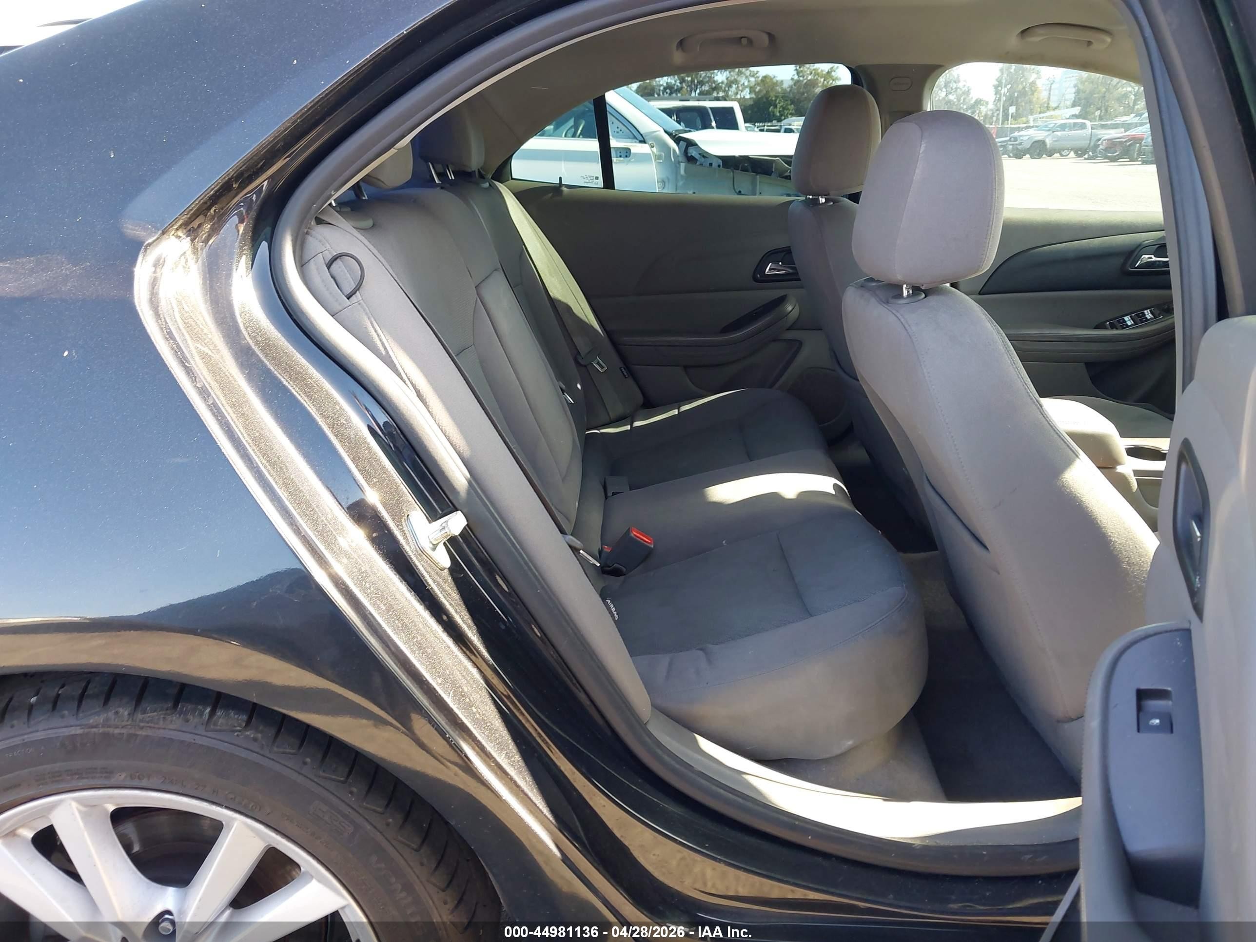 2013 Chevrolet Malibu VIN 1G11B5SA2DF352848 IAAI salvage auction — Normal Wear, Salvage (Idaho), sold $300 on 2026-07-09 (photo 8)
