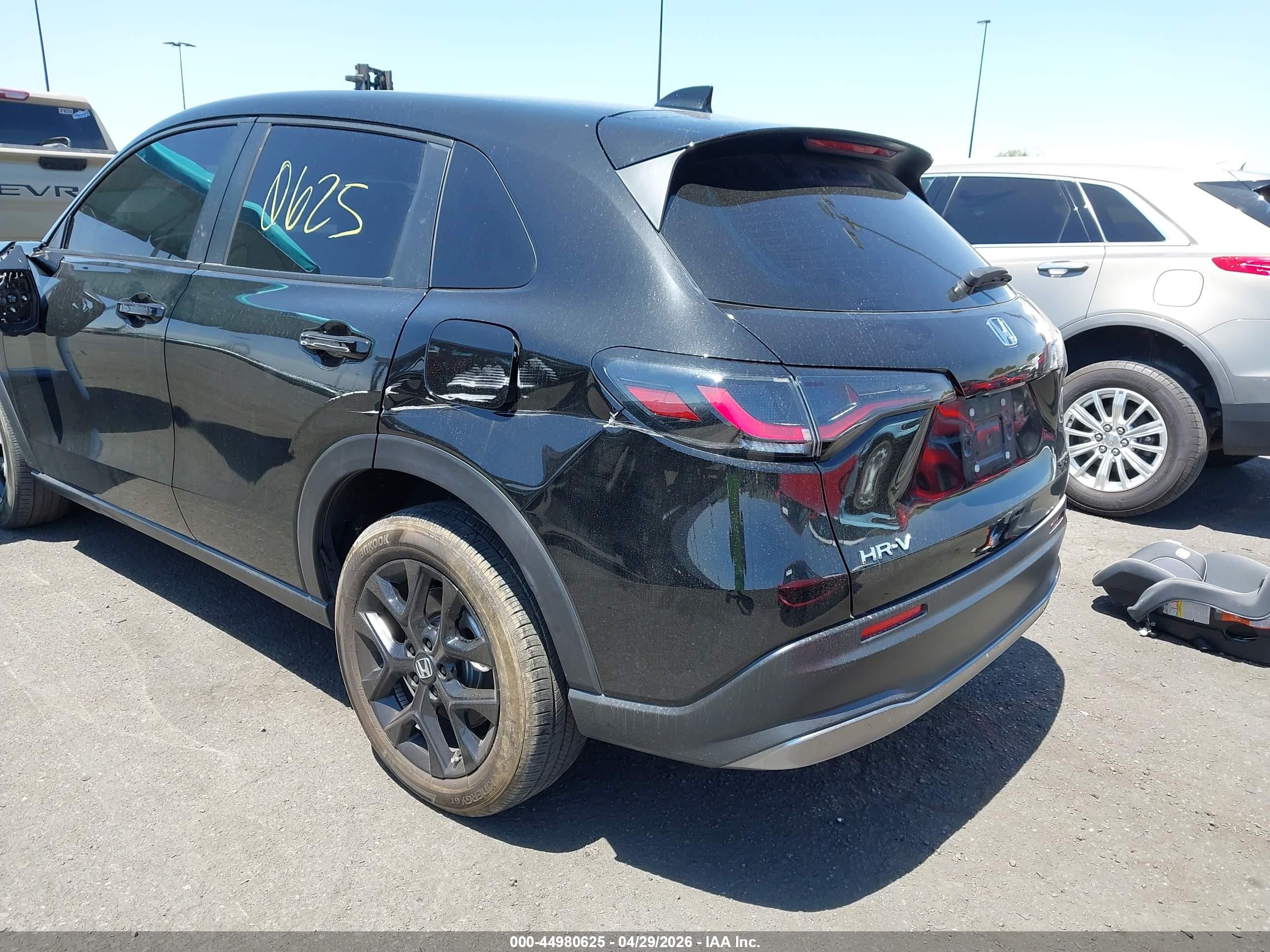 2025 Honda HR-V VIN 3CZRZ1H52SM741327 IAAI salvage auction — Front End, Salvage Certificate (California), sold $7,500 on 2026-07-10 (photo 3)