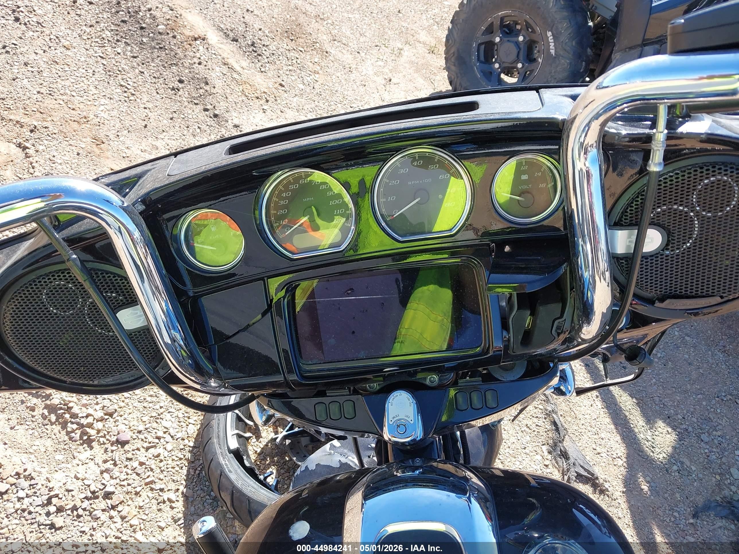 2021 Harley-davidson Street glide VIN 1HD1KRP16MB609796 IAAI salvage auction — Front End, Salvage (Montana), sold $3,750 on 2026-09-25 (photo 7)