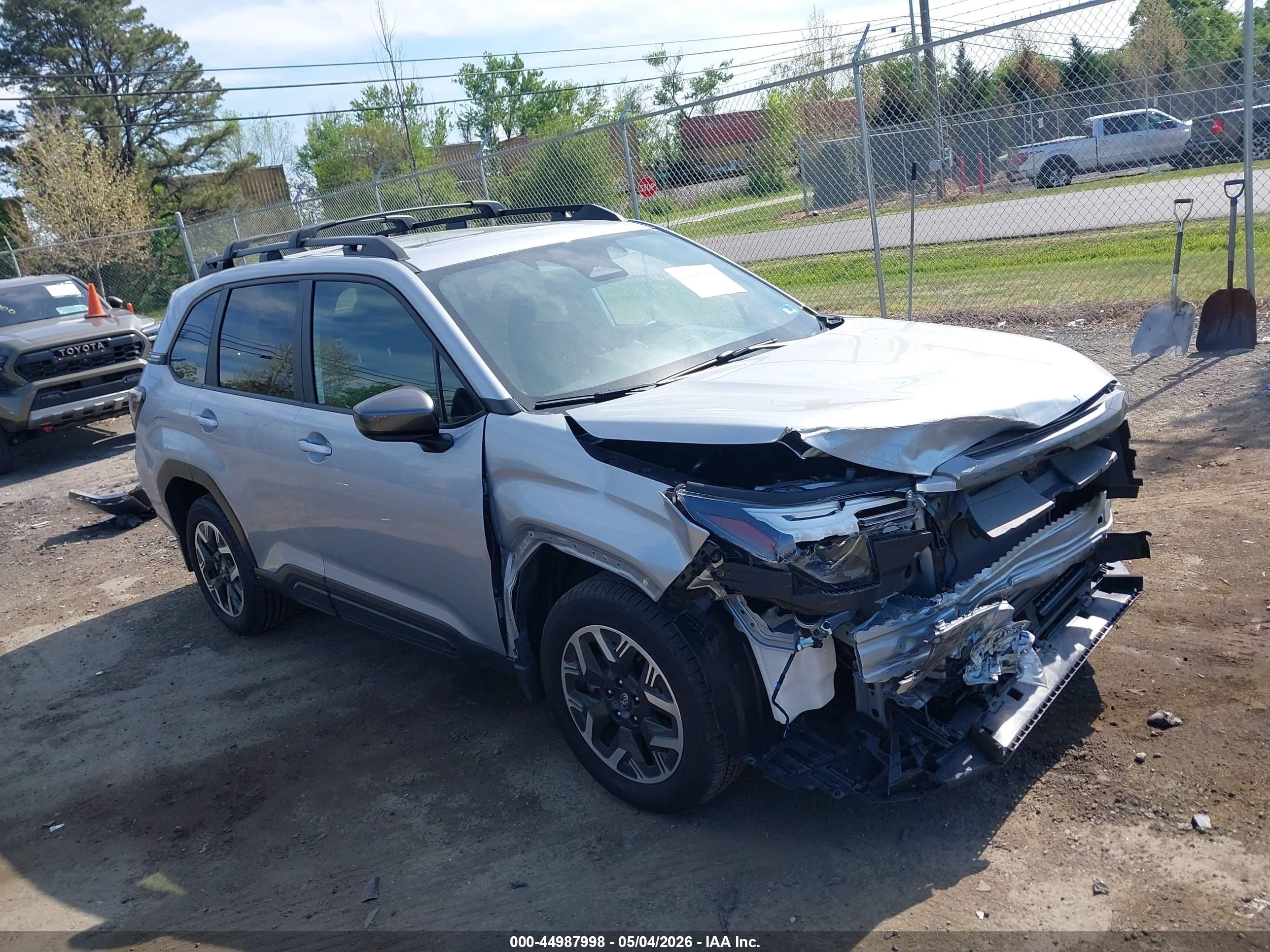 2025 Subaru Forester VIN JF2SLDDC8SH510355 IAAI salvage auction — Front End, Salvage (Virginia), sold $7,600 on 2026-07-10 (photo 1)