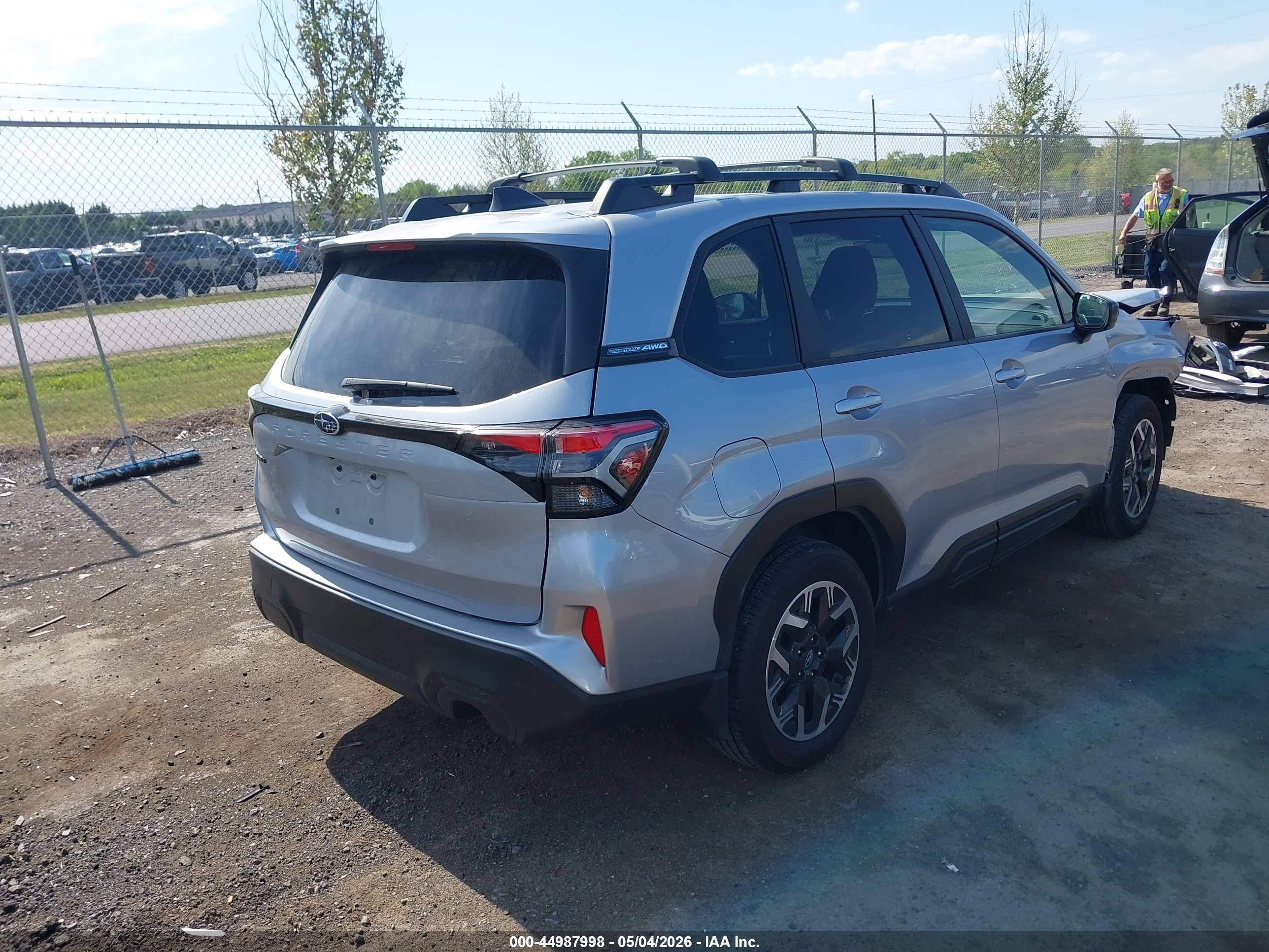 2025 Subaru Forester VIN JF2SLDDC8SH510355 IAAI salvage auction — Front End, Salvage (Virginia), sold $7,600 on 2026-07-10 (photo 4)