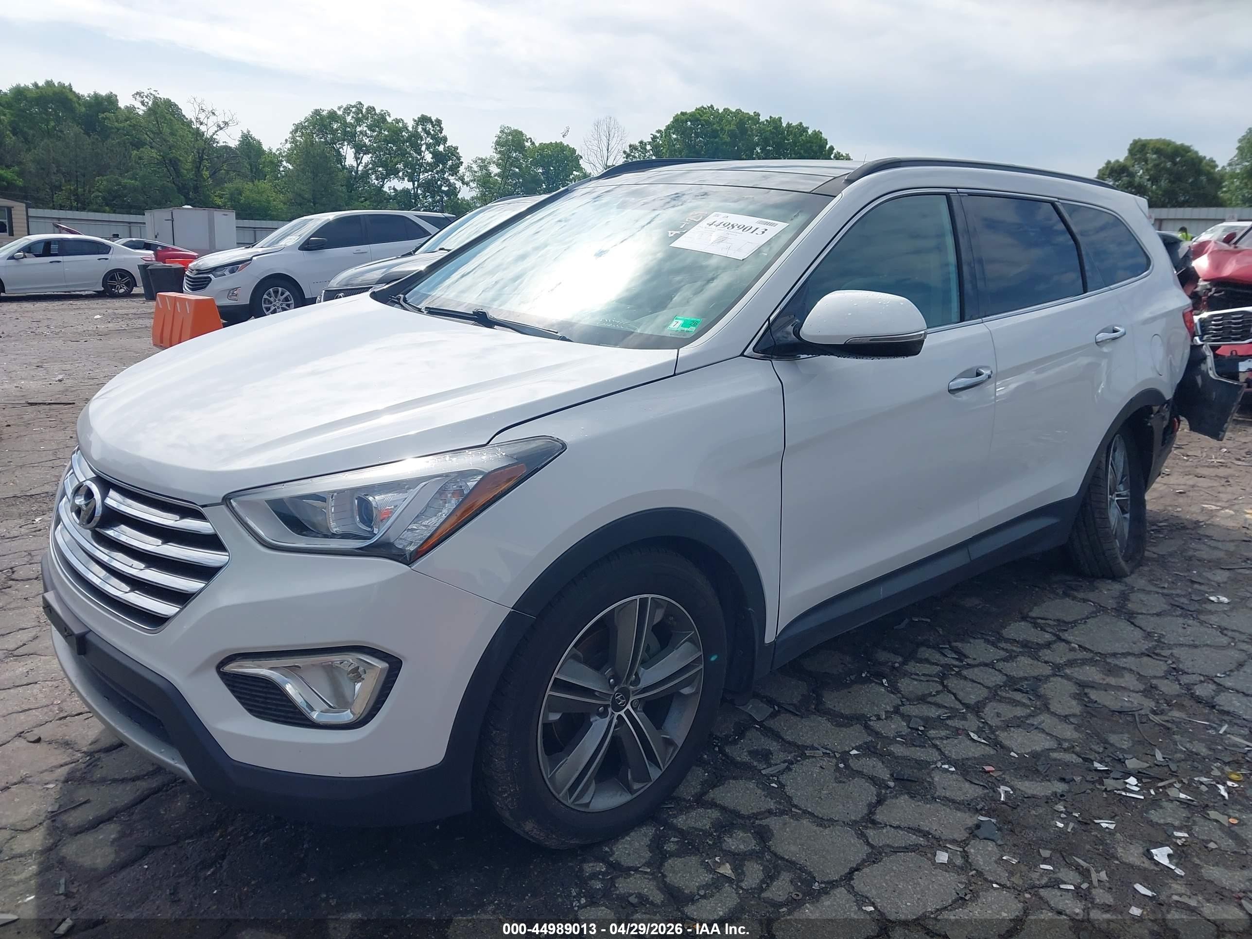 2015 Hyundai Santa Fe VIN KM8SR4HF9FU110105 IAAI salvage auction — Rear End, Salvage (Georgia), sold $2,900 on 2026-07-10 (photo 2)
