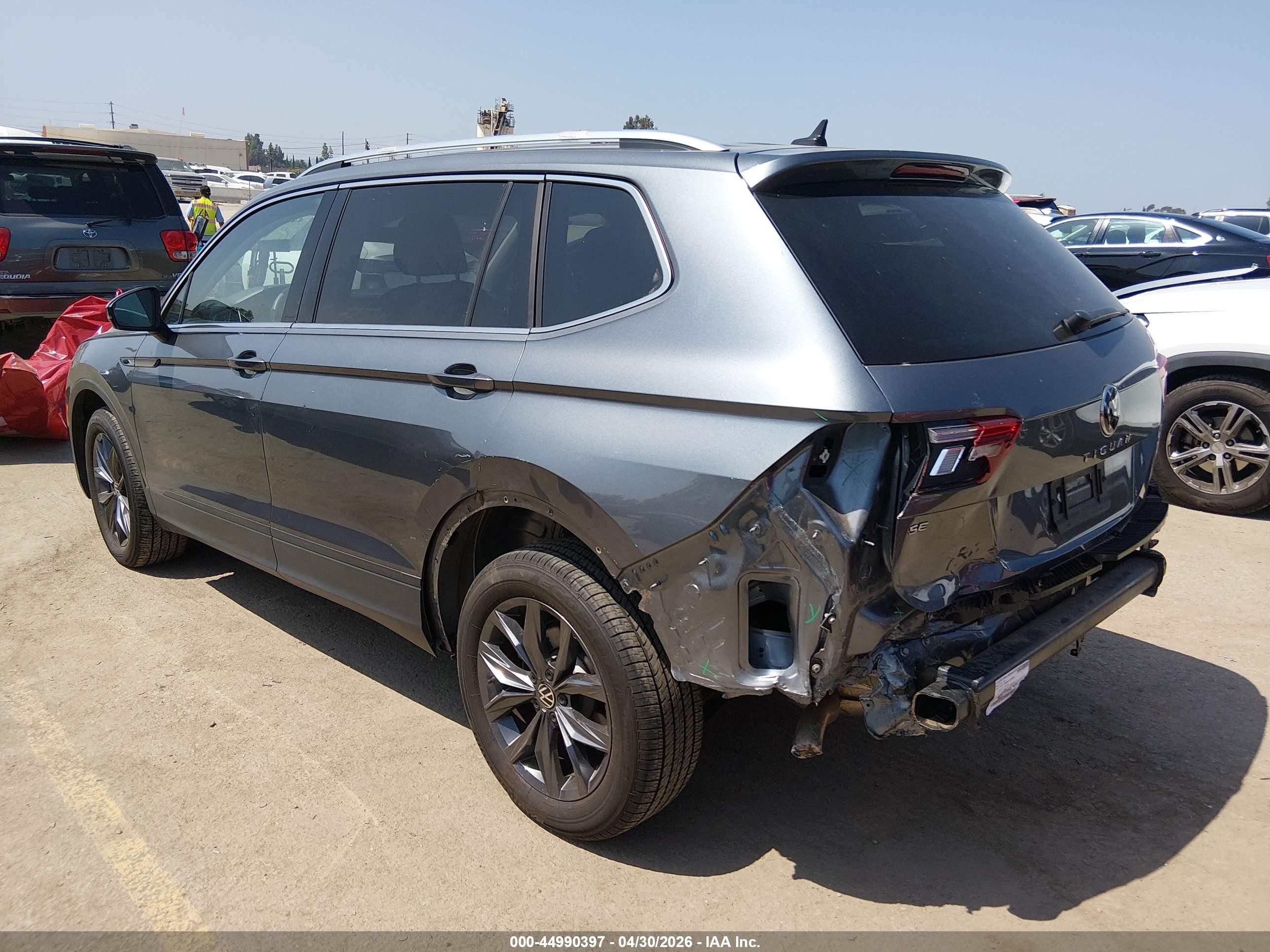 2023 Volkswagen Tiguan VIN 3VV3B7AX6PM122950 IAAI salvage auction — Rear End, Salvage (California), sold $7,800 on 2026-07-10 (photo 3)