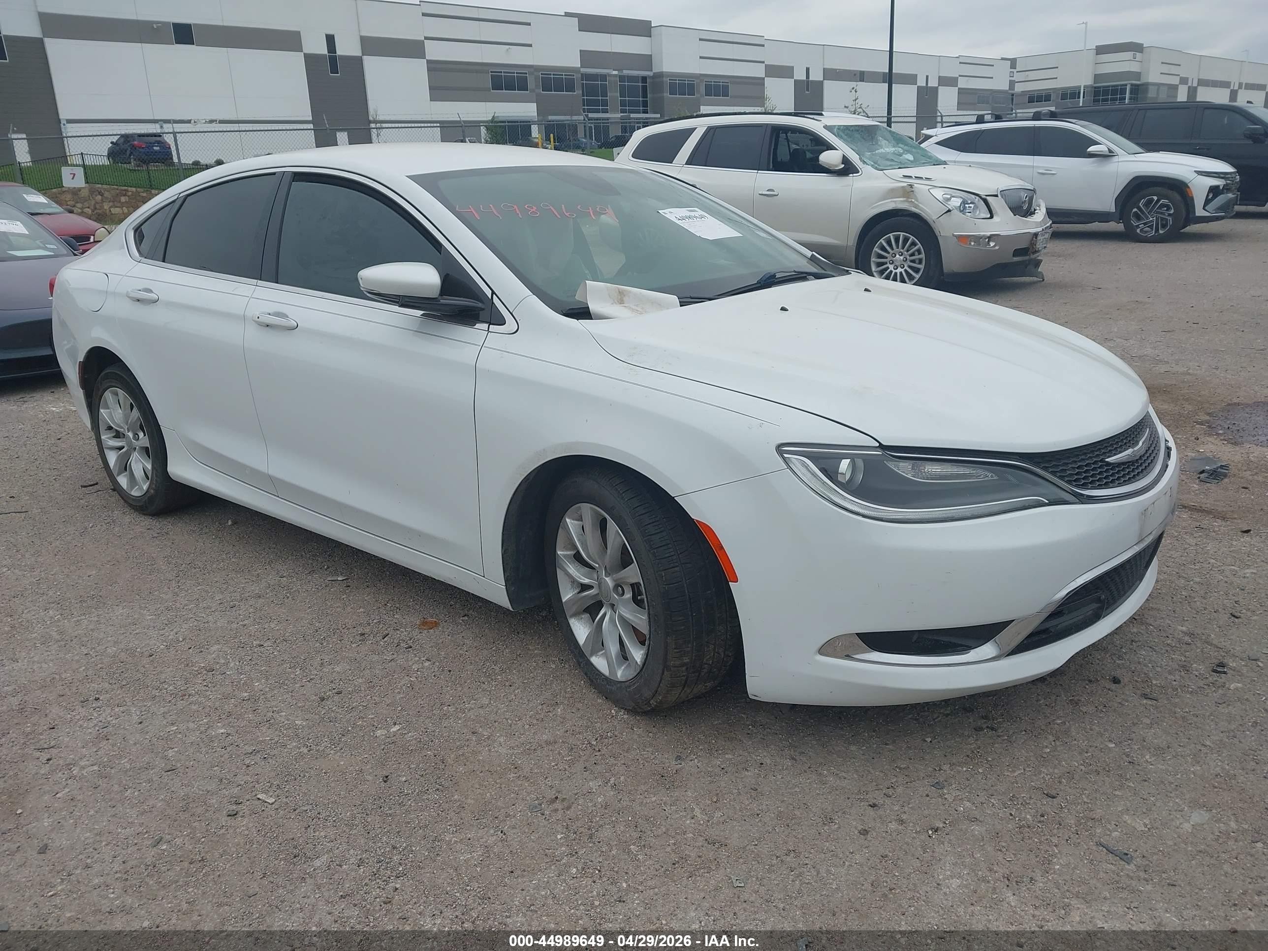 2016 Chrysler 200 VIN 1C3CCCCB1GN119289 IAAI salvage auction — Side, Salvage (Texas), sold $500 on 2026-10-02 (photo 1)