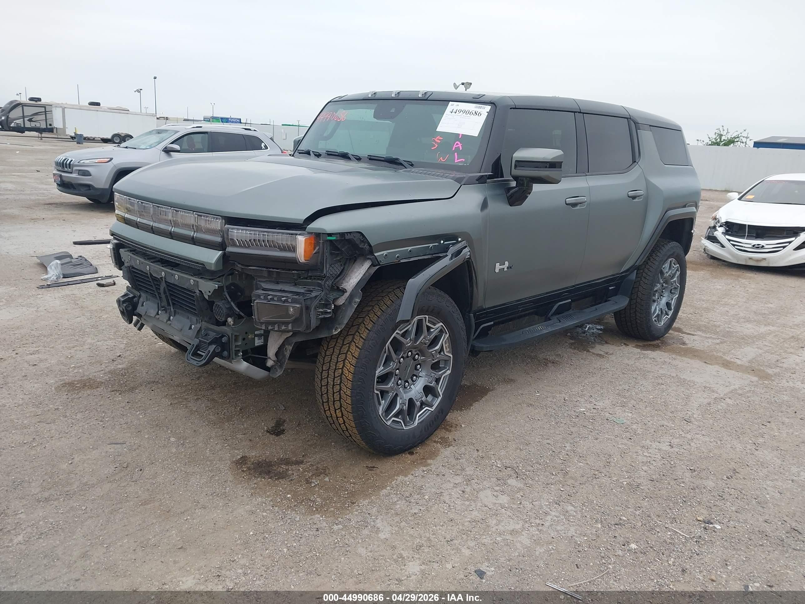2024 GMC Hummer EV VIN 1GKB0RDC1RU100054 IAAI salvage auction — Front End, Original (Texas), sold $33,250 on 2026-07-10 (photo 2)
