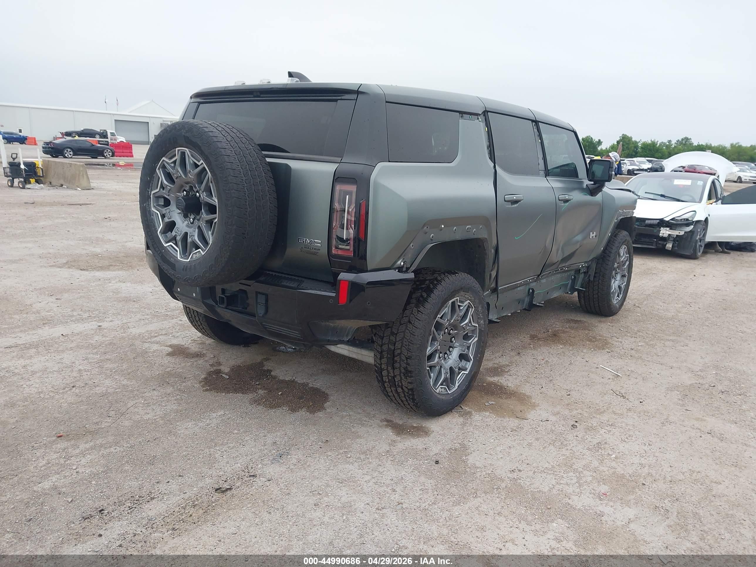2024 GMC Hummer EV VIN 1GKB0RDC1RU100054 IAAI salvage auction — Front End, Original (Texas), sold $33,250 on 2026-07-10 (photo 4)