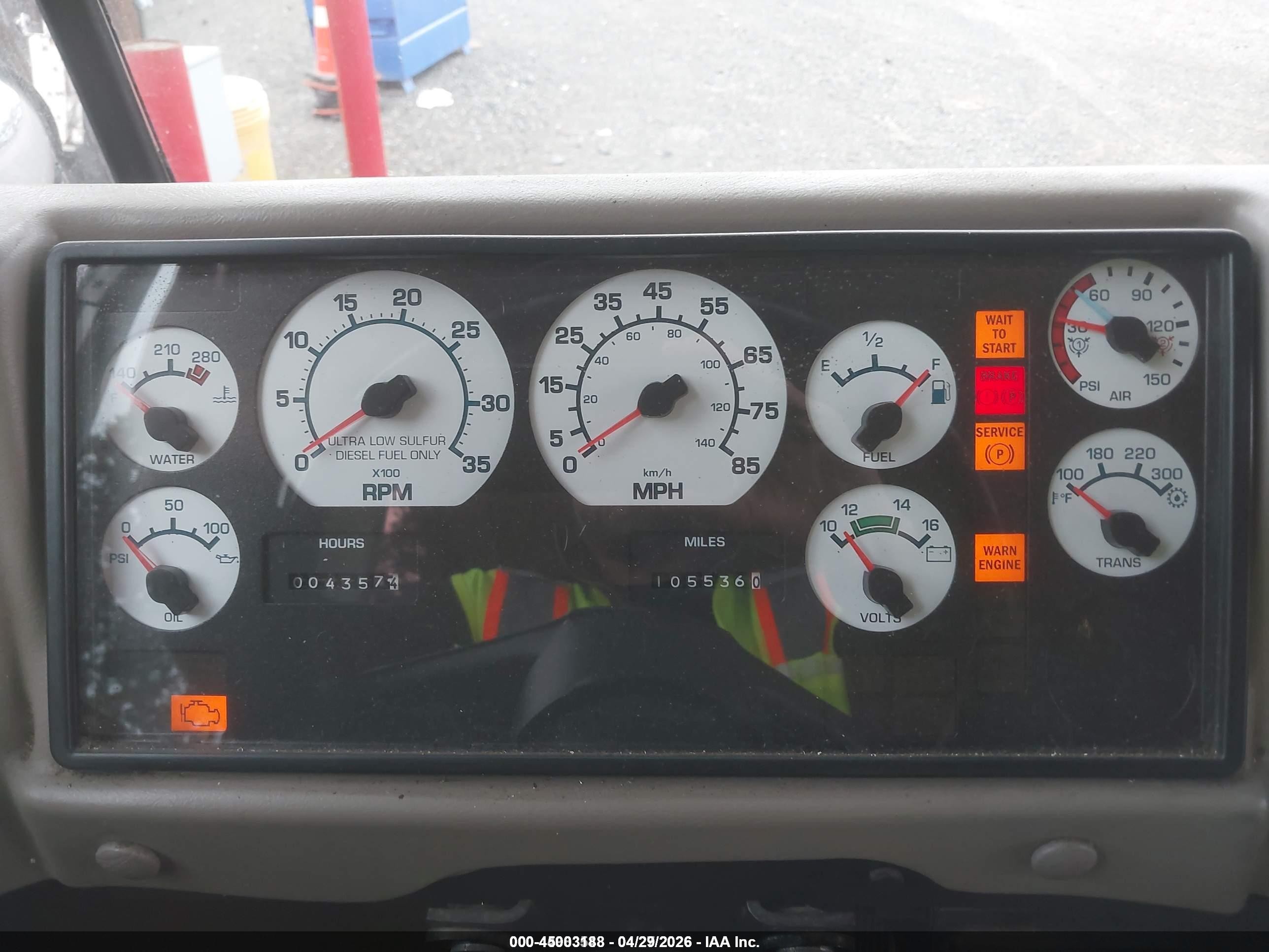 2015 Ic VIN 4DRBWAAN9FB662305 IAAI salvage auction — Engine Damage, Sf97 (Washington), sold $100 on 2026-05-20 (photo 7)