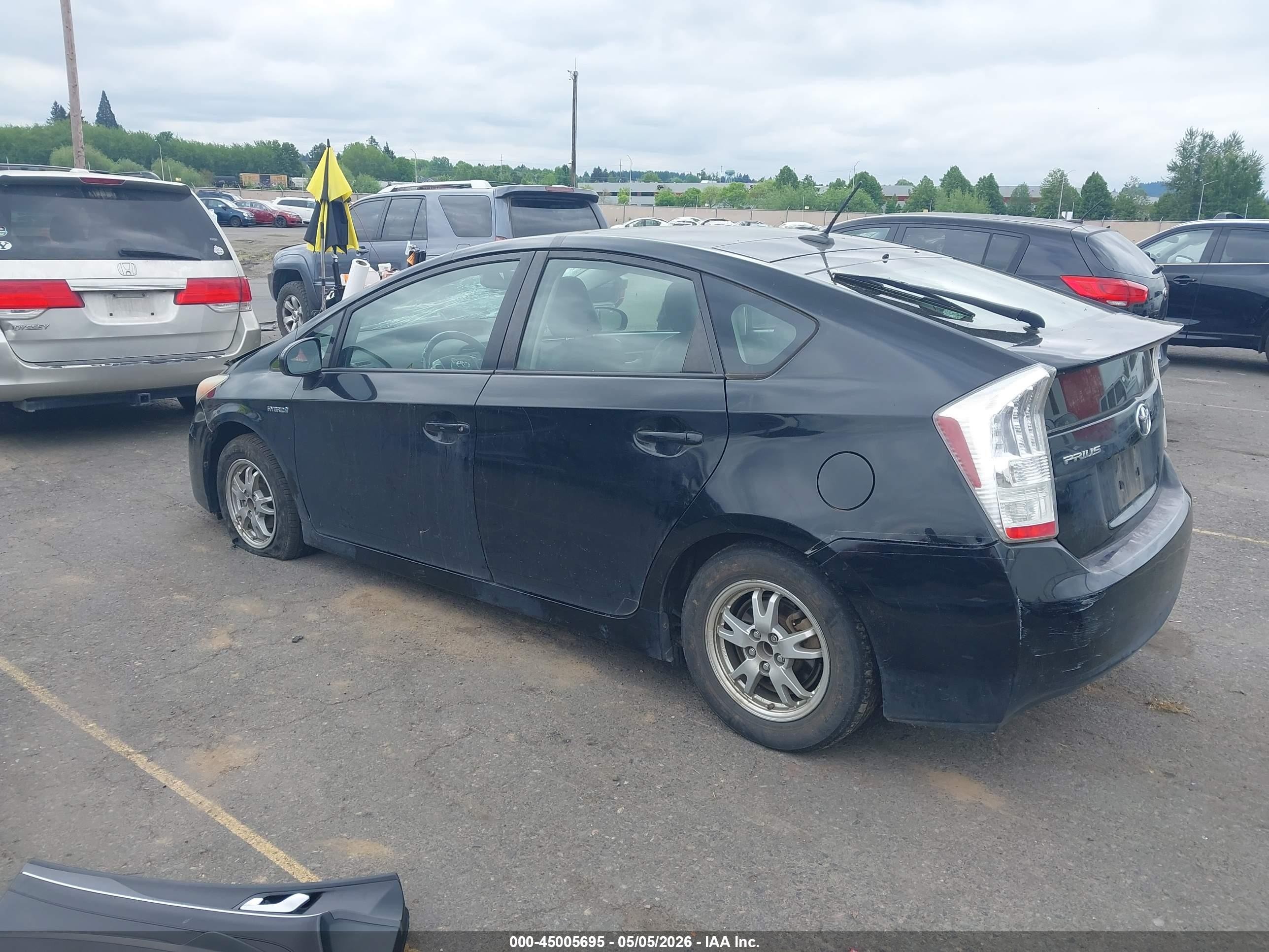 2010 Toyota Prius VIN JTDKN3DU6A0063095 IAAI salvage auction — Biohazard/Chemical, Salvage (Oregon), sold $1,575 on 2026-07-09 (photo 3)