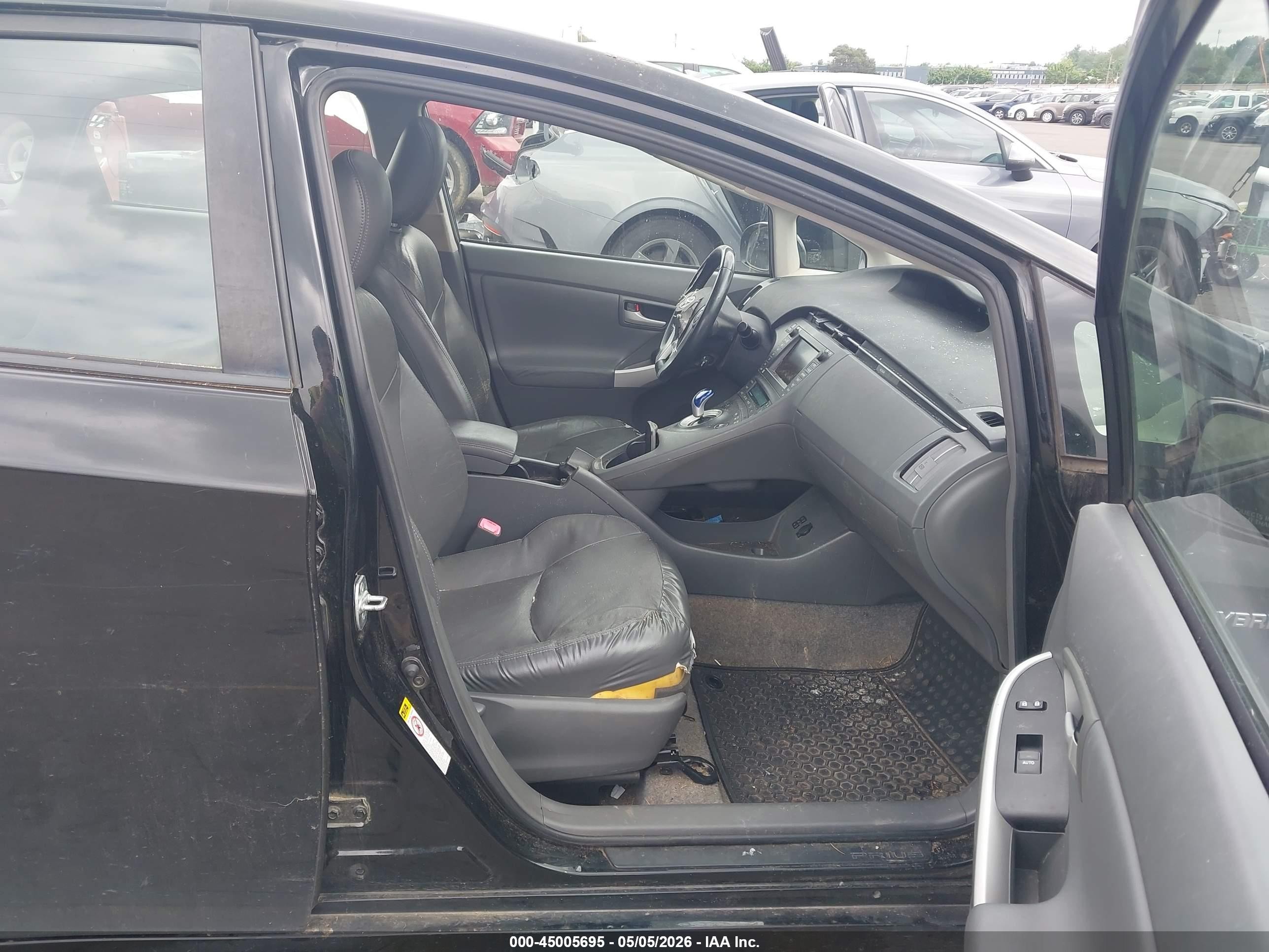 2010 Toyota Prius VIN JTDKN3DU6A0063095 IAAI salvage auction — Biohazard/Chemical, Salvage (Oregon), sold $1,575 on 2026-07-09 (photo 5)