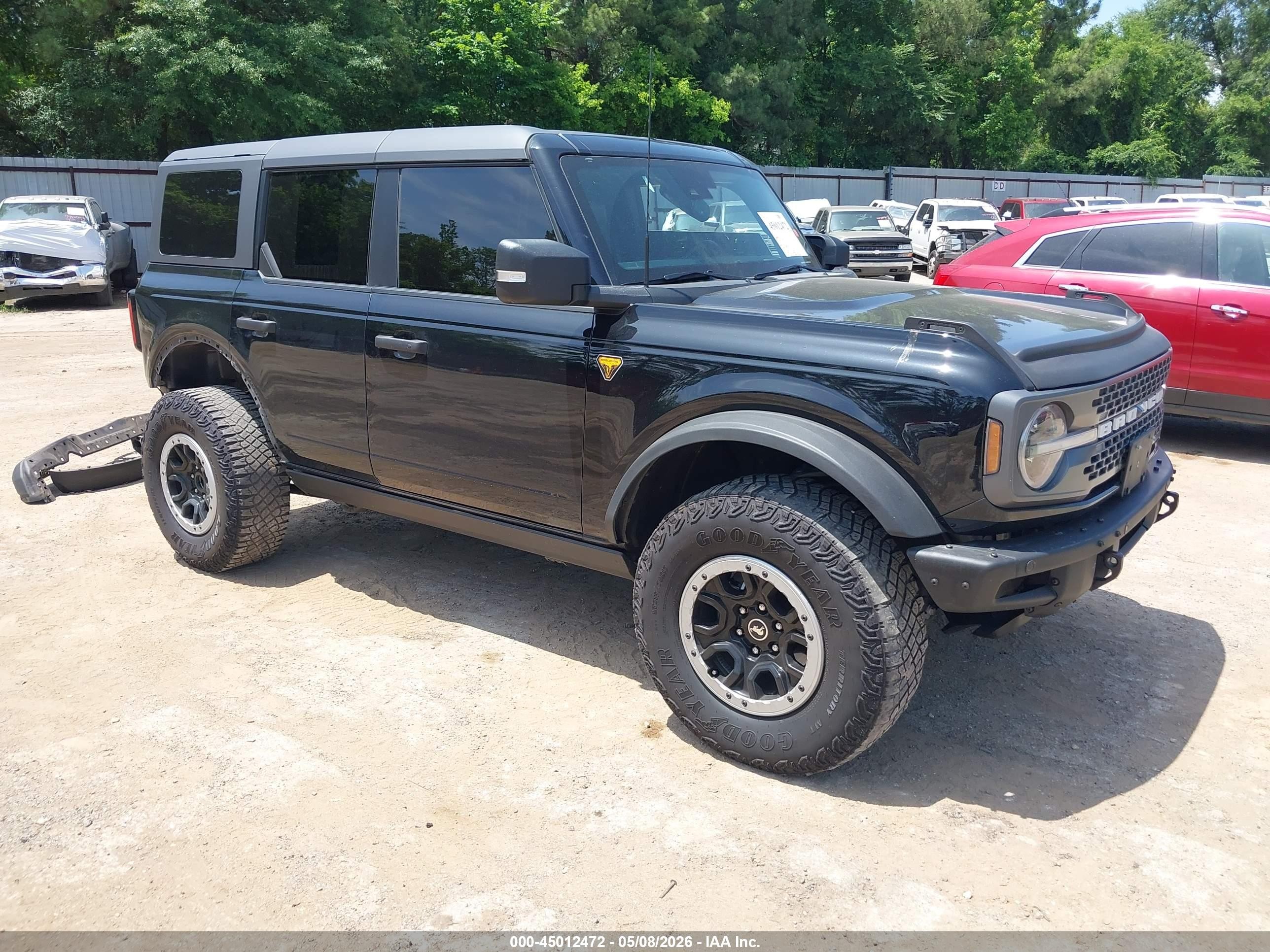 2024 Ford Bronco VIN 1FMEE9BP5RLB17084 — IAAI salvage auction photo
