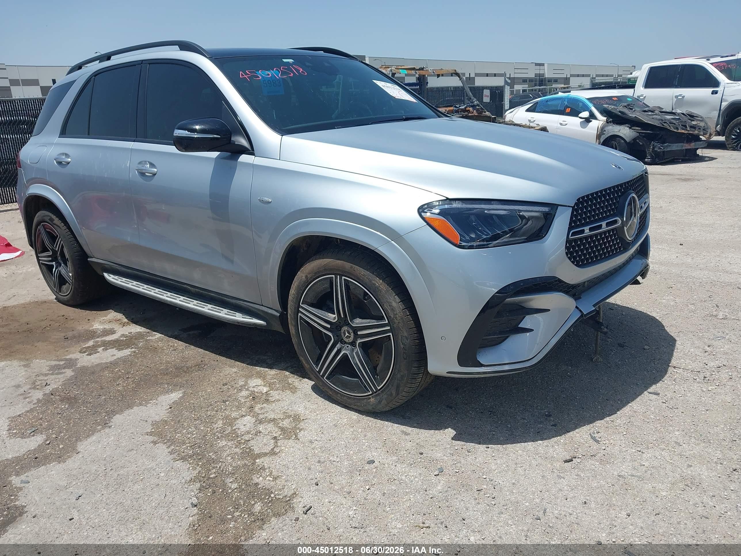 2025 Mercedes-Benz GLE-Class VIN 4JGFB4GB1SB405693 — IAAI salvage auction photo