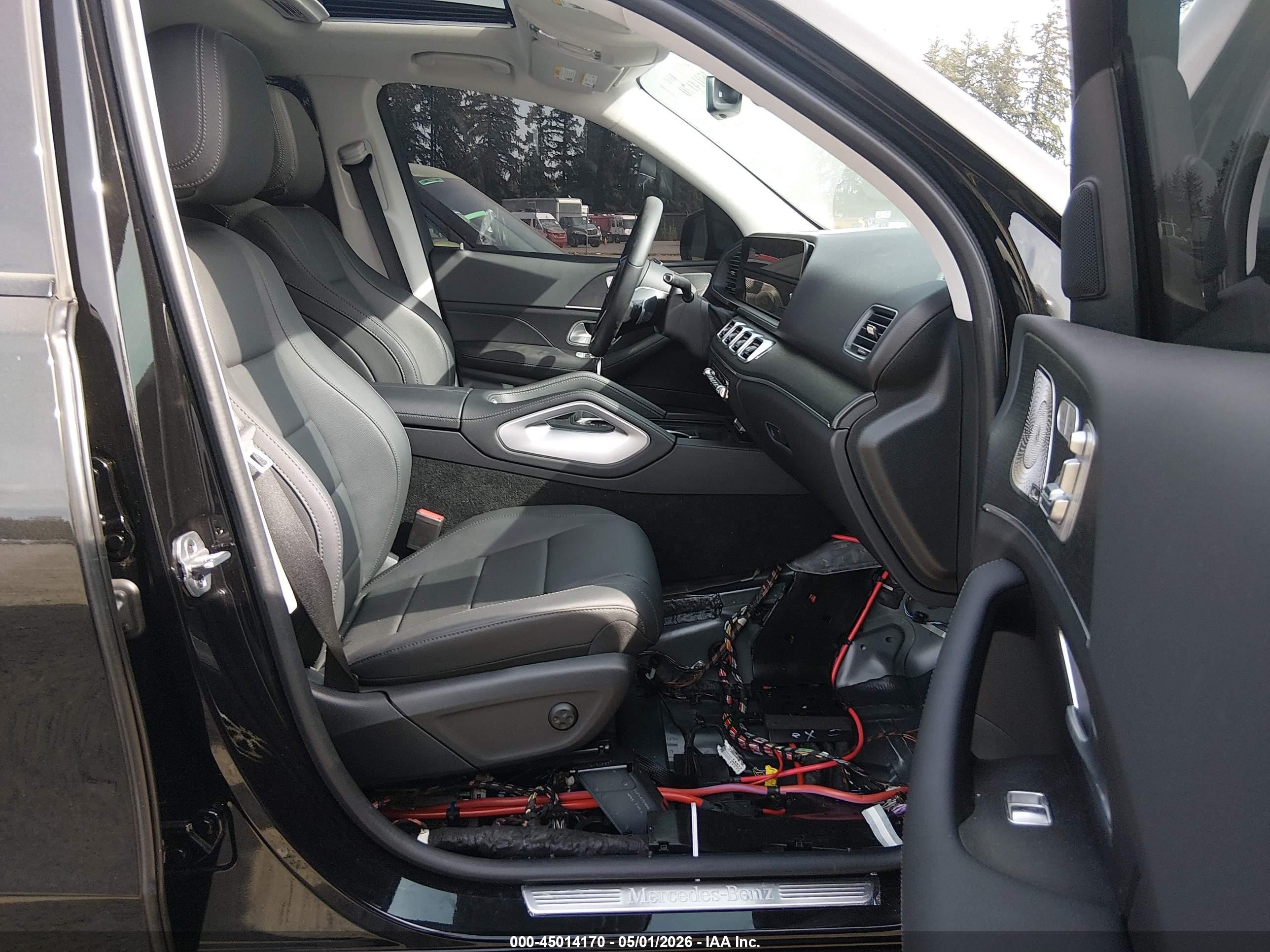 2025 Mercedes-Benz GLE-Class VIN 4JGFB4FB4SB418889 IAAI salvage auction — Water/Flood, Bill Of Sale (Washington), sold $35,500 on 2026-07-12 (photo 5)
