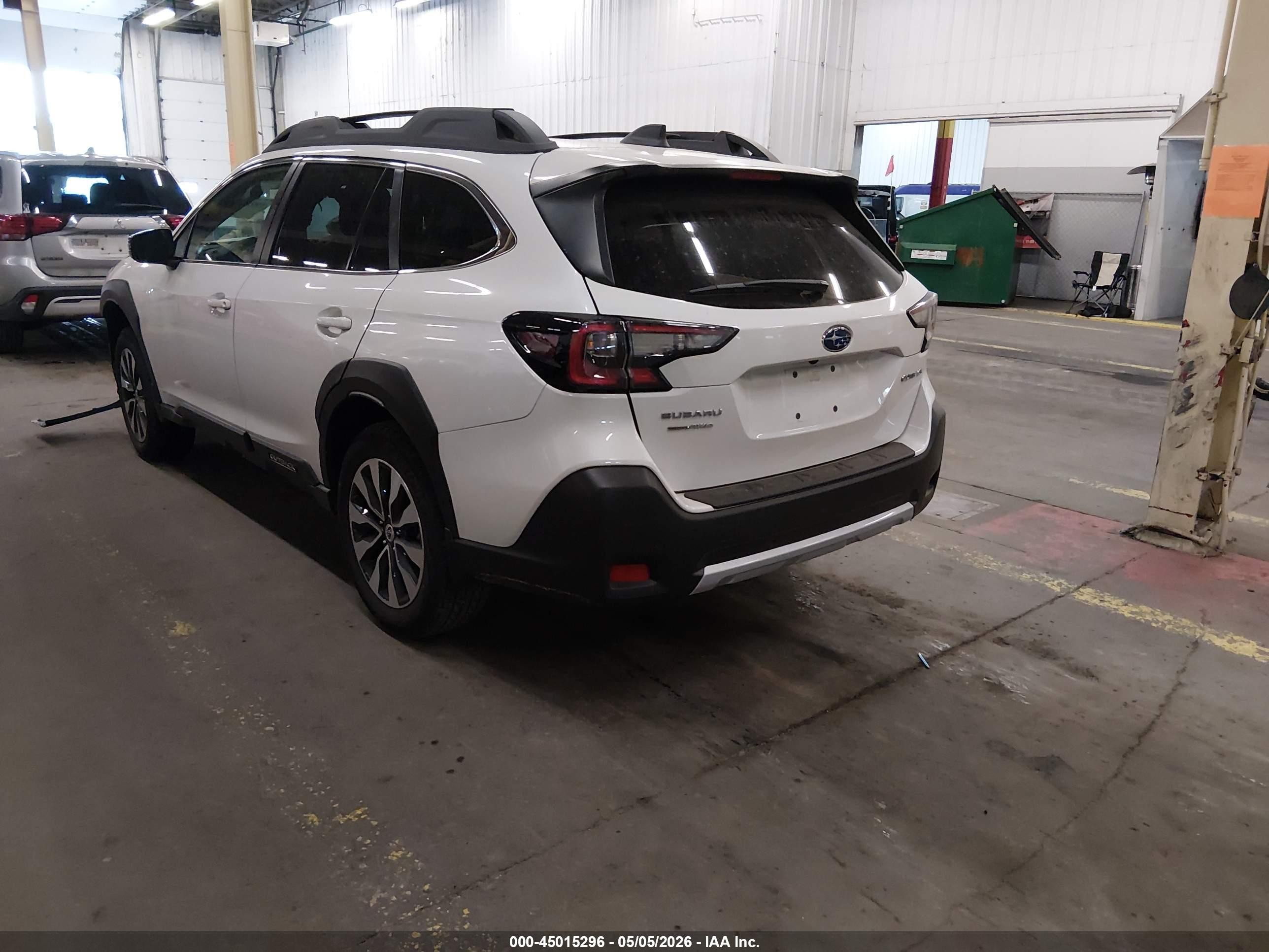 2024 Subaru Outback VIN 4S4BTANC7R3267958 IAAI salvage auction — Unknown, Salvage (Oregon), sold $6,550 on 2026-07-09 (photo 3)