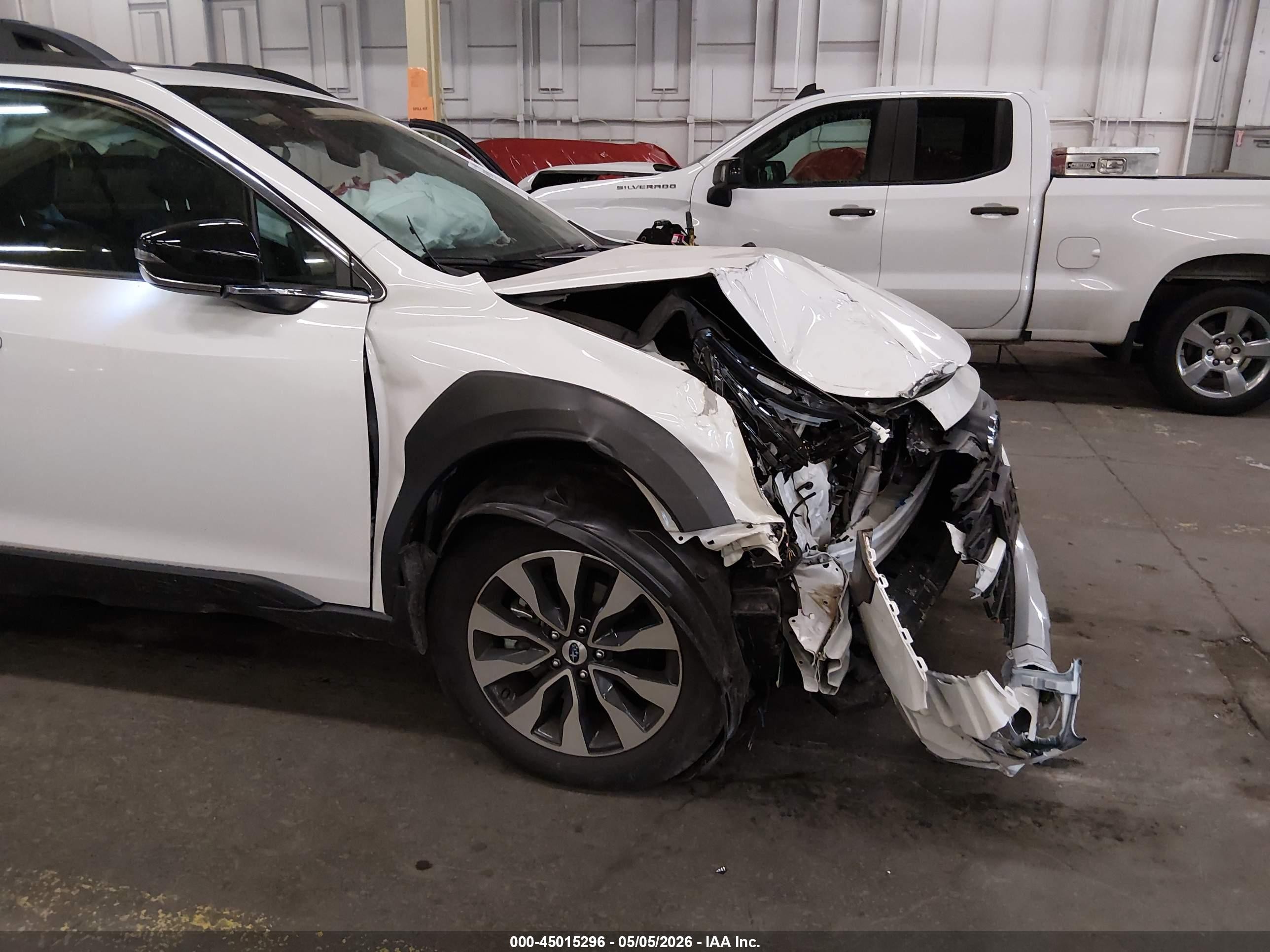 2024 Subaru Outback VIN 4S4BTANC7R3267958 IAAI salvage auction — Unknown, Salvage (Oregon), sold $6,550 on 2026-07-09 (photo 6)