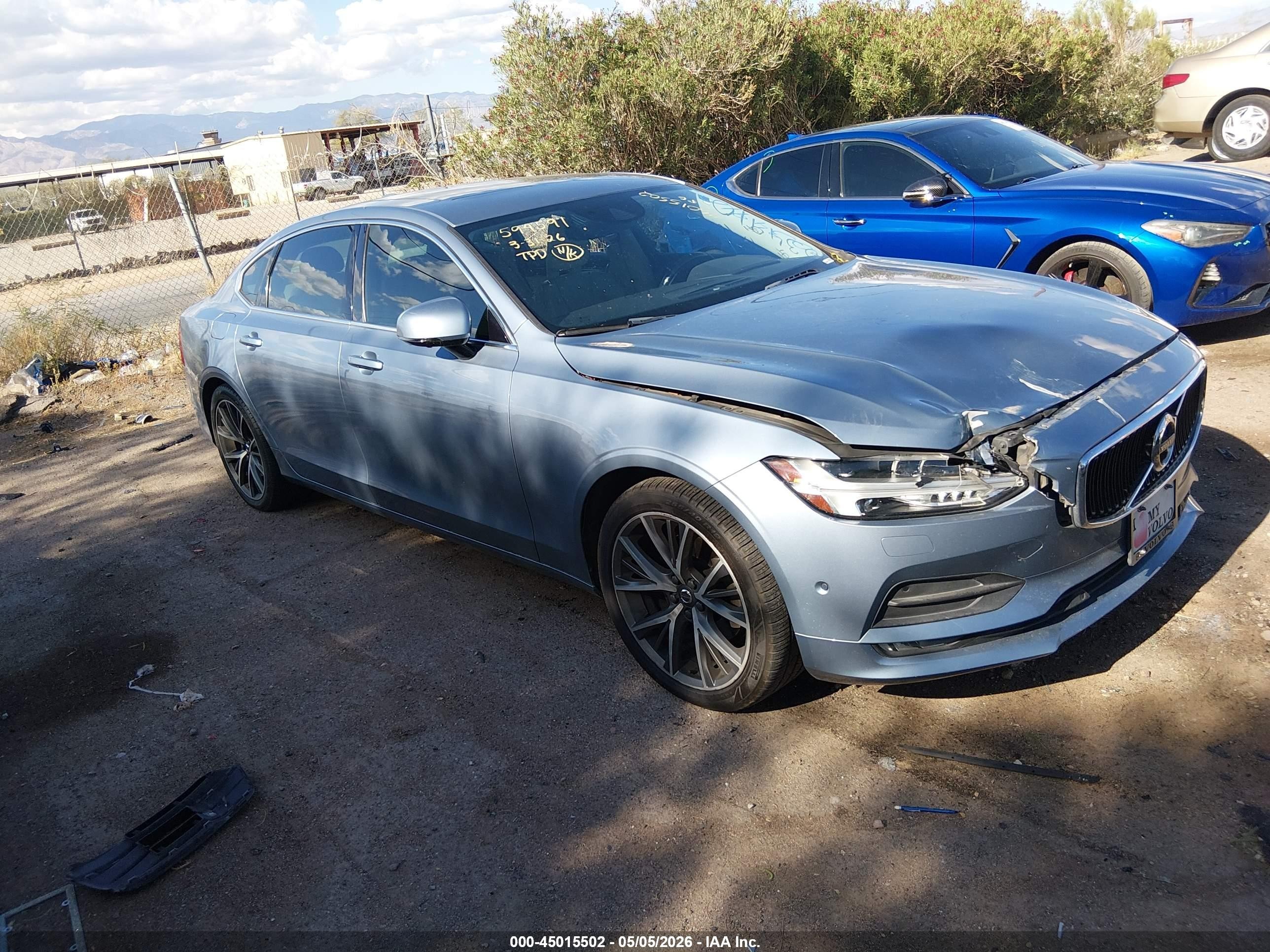 2018 Volvo S90 VIN LVY982MK8JP034910 IAAI salvage auction — Unknown, Salvage (Arizona), sold $825 on 2026-07-02 (photo 1)