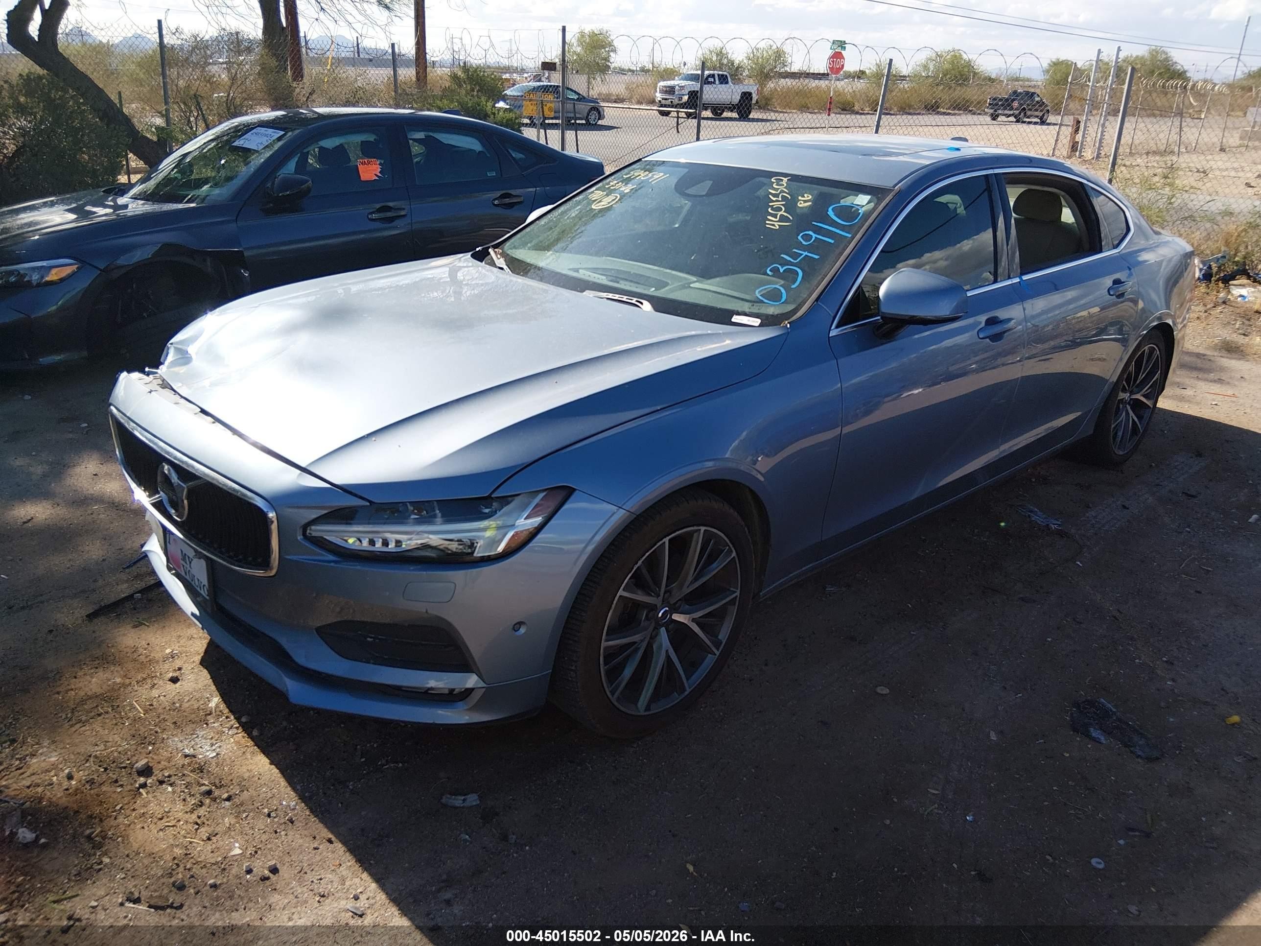 2018 Volvo S90 VIN LVY982MK8JP034910 IAAI salvage auction — Unknown, Salvage (Arizona), sold $825 on 2026-07-02 (photo 2)