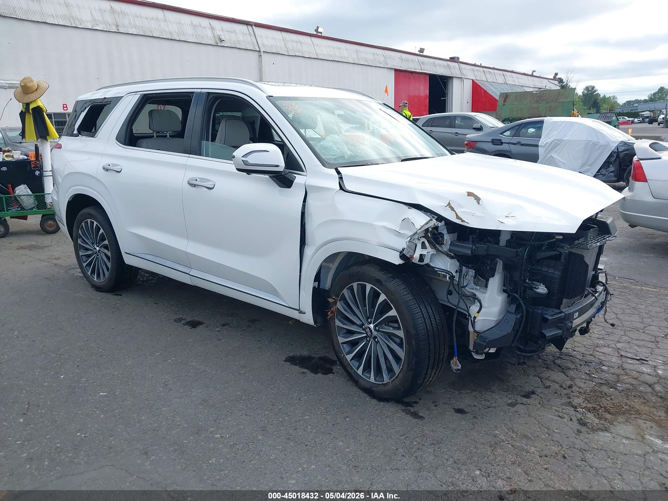 2025 Hyundai Palisade VIN KM8R7DGE9SU952319 IAAI salvage auction — Side, Salvage (Oregon), sold $9,950 on 2026-07-02 (photo 1)