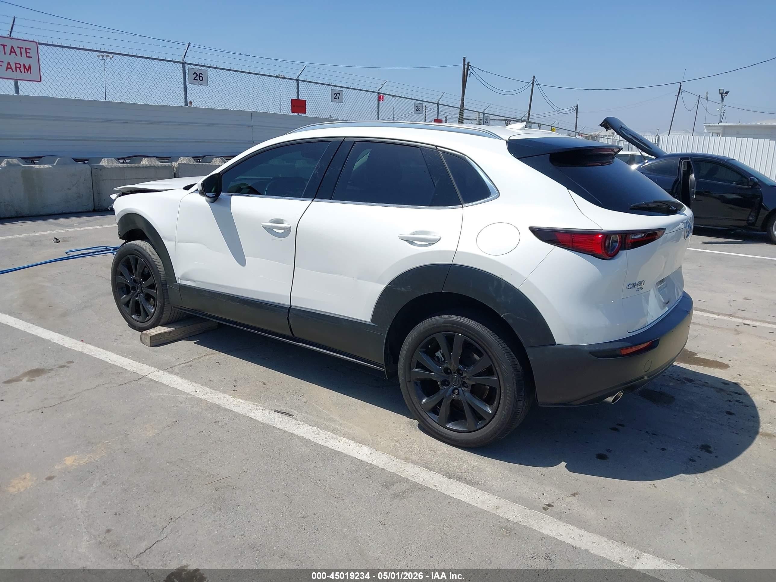 2021 Mazda CX-30 VIN 3MVDMBDL1MM319897 IAAI salvage auction — Front End, Wait Title, sold $3,100 on 2026-09-20 (photo 3)