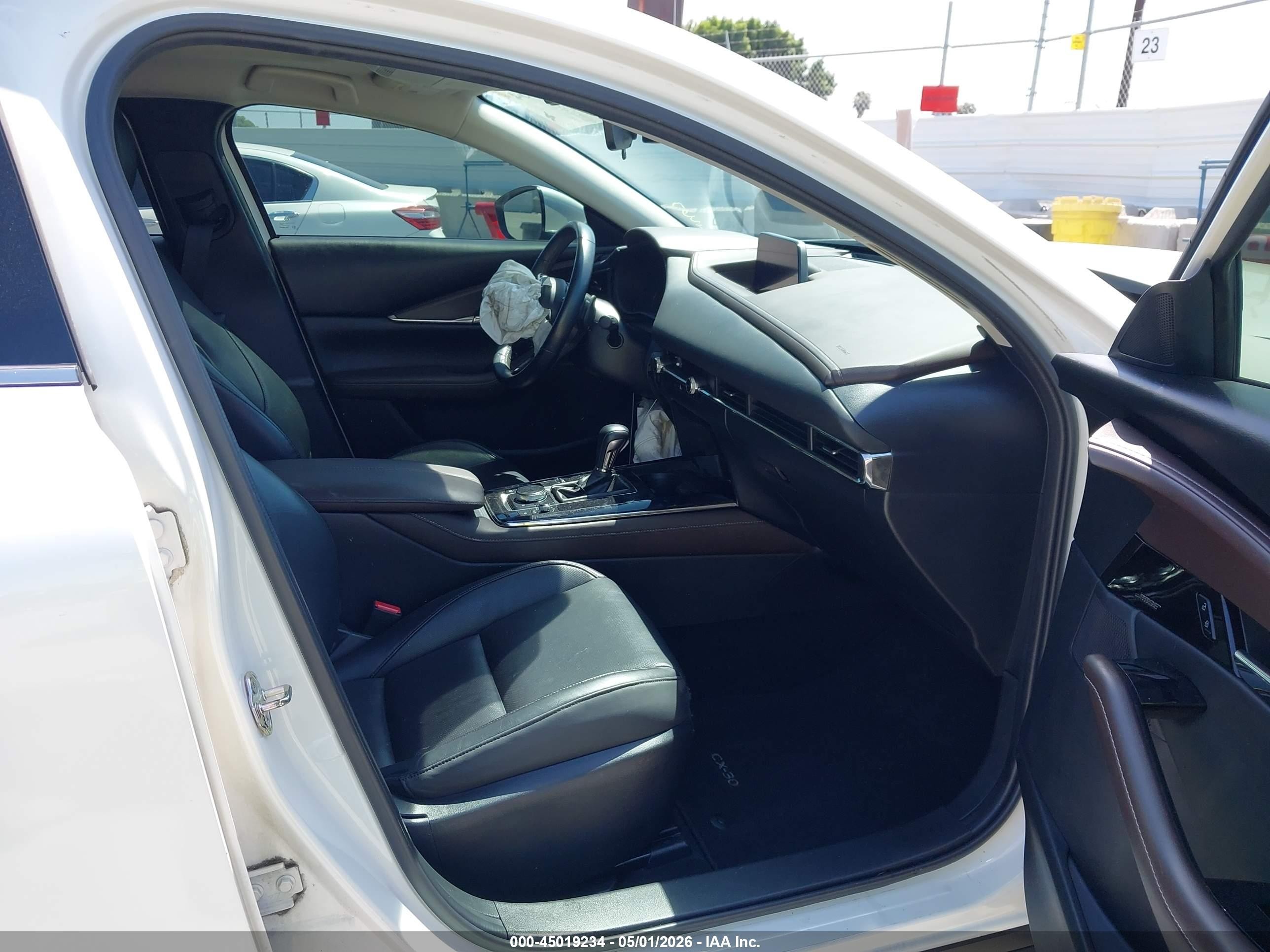 2021 Mazda CX-30 VIN 3MVDMBDL1MM319897 IAAI salvage auction — Front End, Wait Title, sold $3,100 on 2026-09-20 (photo 5)
