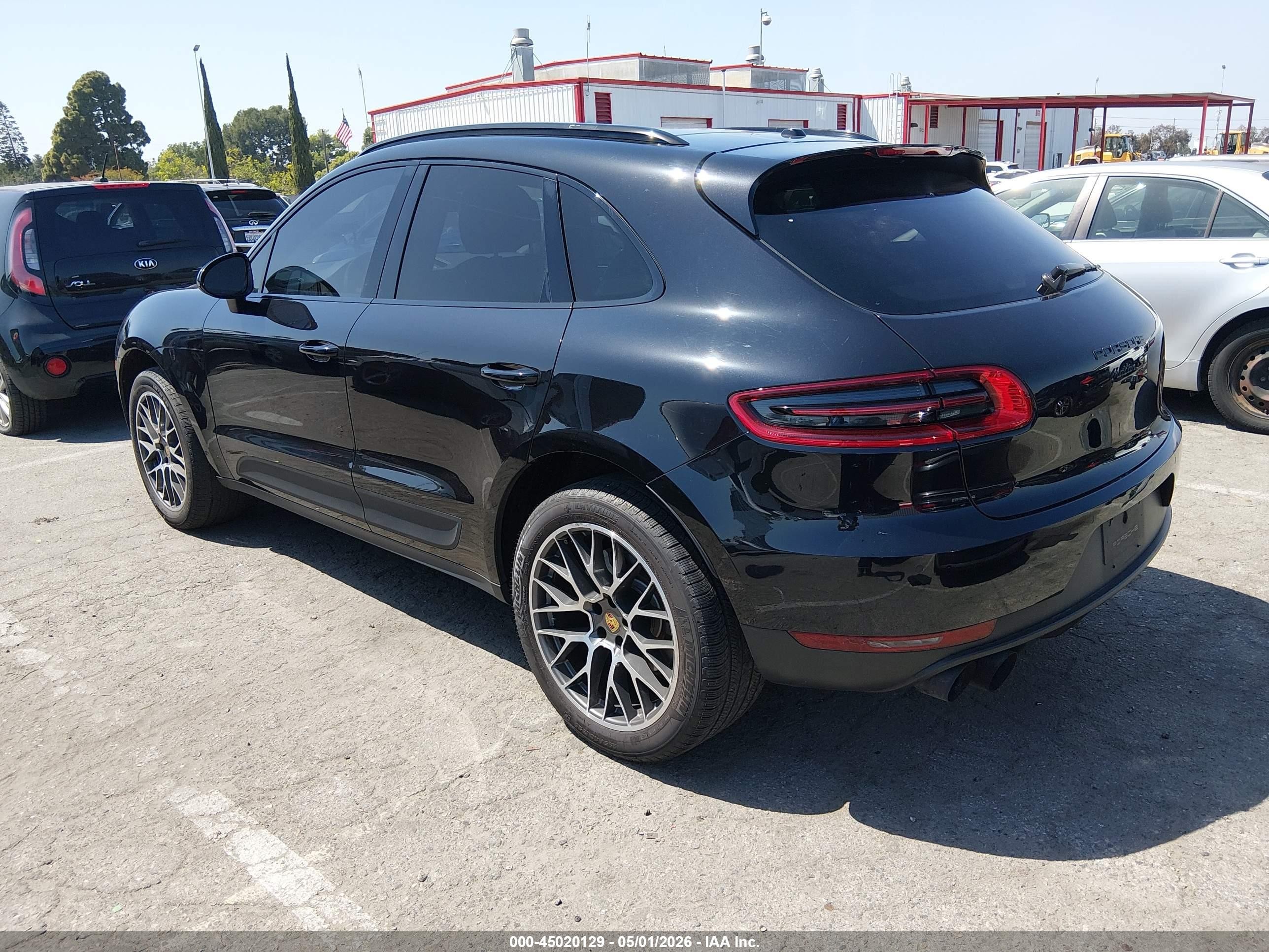 2015 Porsche Macan VIN WP1AB2A59FLB72733 IAAI salvage auction — Normal Wear, Clear-Dealer Only (Montana), sold $7,550 on 2026-07-02 (photo 3)