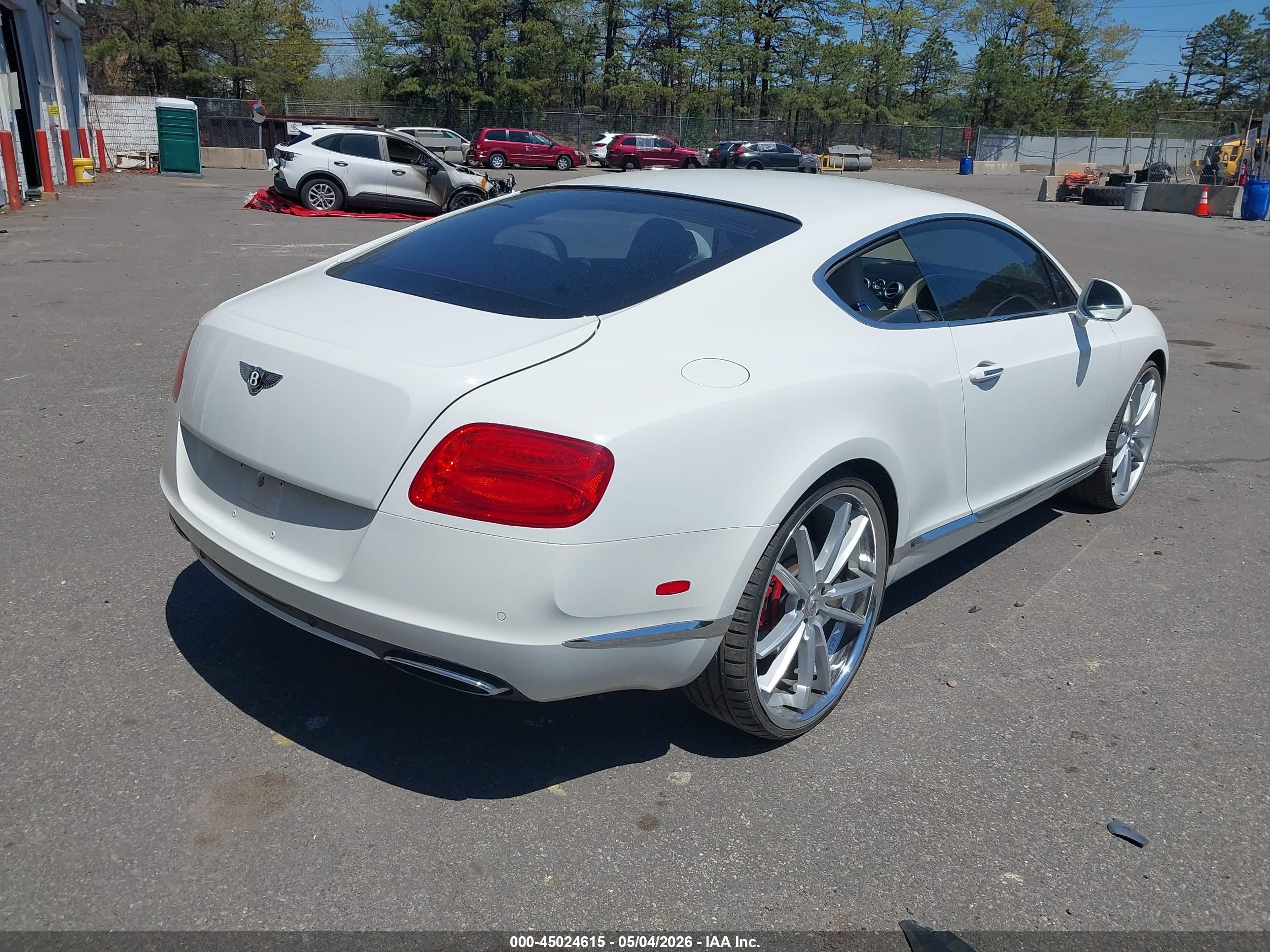 2012 Bentley Continental gt VIN SCBFR7ZAXCC071524 IAAI salvage auction — Normal Wear, Clear (New York), sold $27,500 on 2026-05-12 (photo 4)