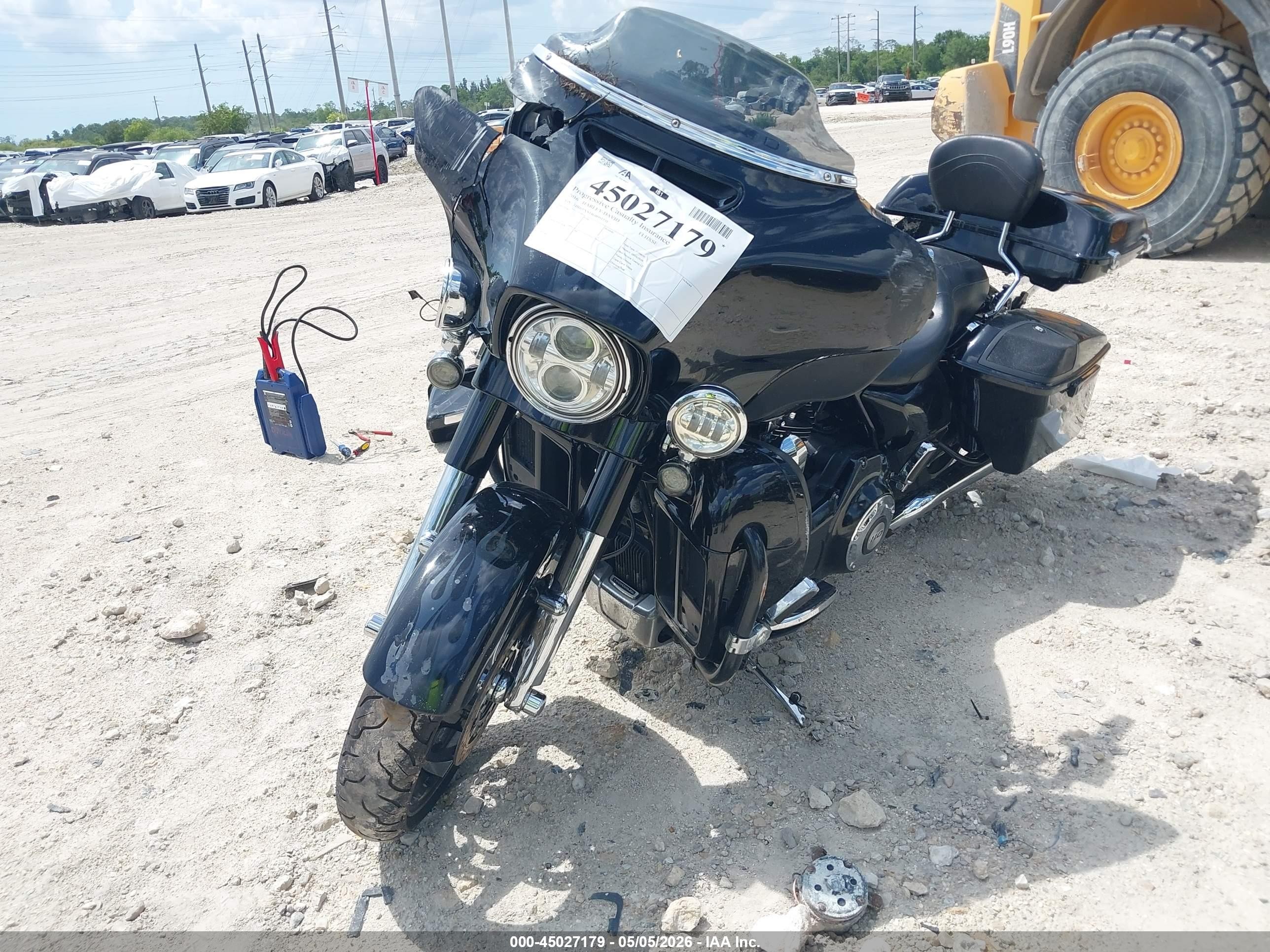 2016 Harley-davidson Street glide VIN 1HD1PXN14GB951731 IAAI salvage auction — All Over, Rebuildable (Florida), sold $3,525 on 2026-09-02 (photo 2)
