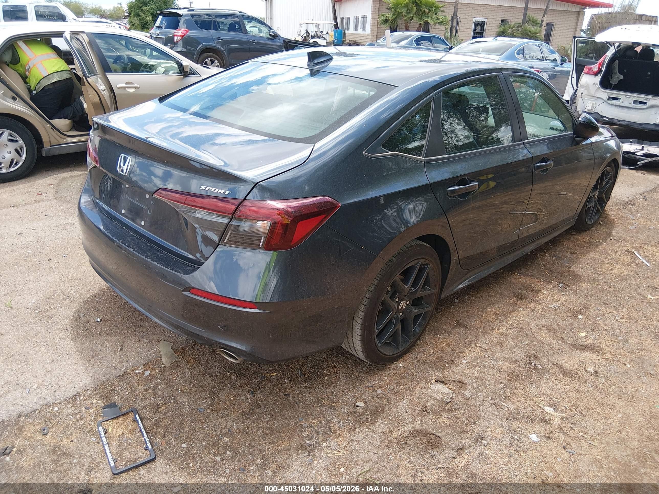 2025 Honda Civic VIN 2HGFE2F52SH577929 IAAI salvage auction — Unknown, Salvage (Arizona), sold $7,000 on 2026-07-03 (photo 4)