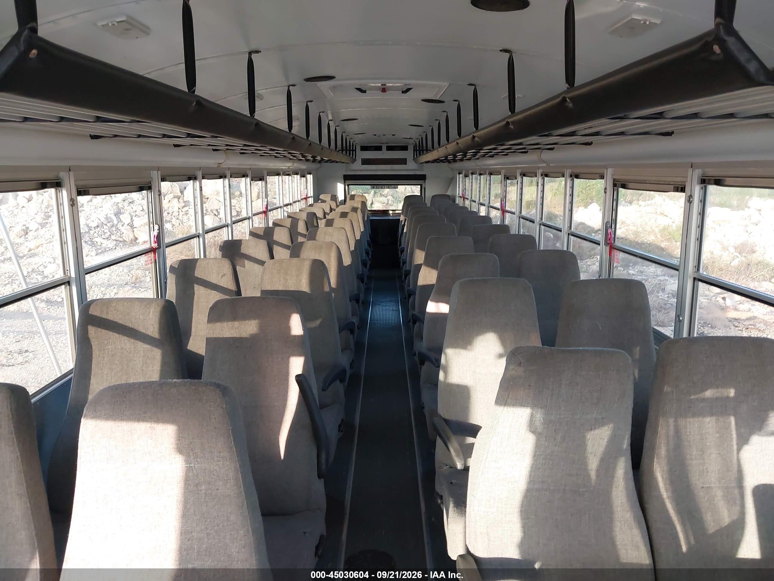 2014 Blue Bird School Bus / Transit Bus VIN 1BABNBPAXEF304794 IAAI salvage auction — Normal Wear, Sf97 (Texas), sold $20,100 on 2026-10-07 (photo 5)
