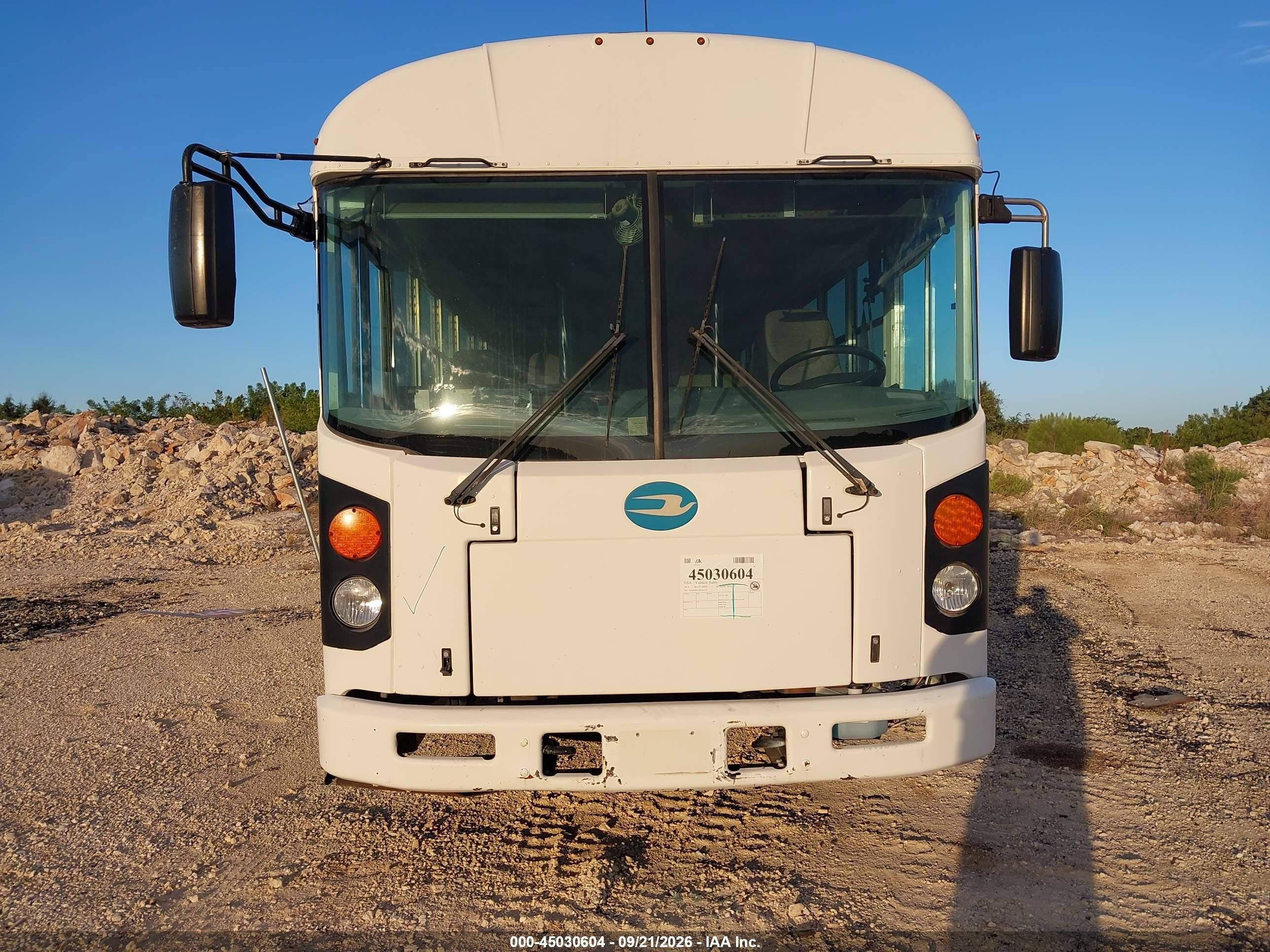 2014 Blue Bird School Bus / Transit Bus VIN 1BABNBPAXEF304794 IAAI salvage auction — Normal Wear, Sf97 (Texas), sold $20,100 on 2026-10-07 (photo 6)