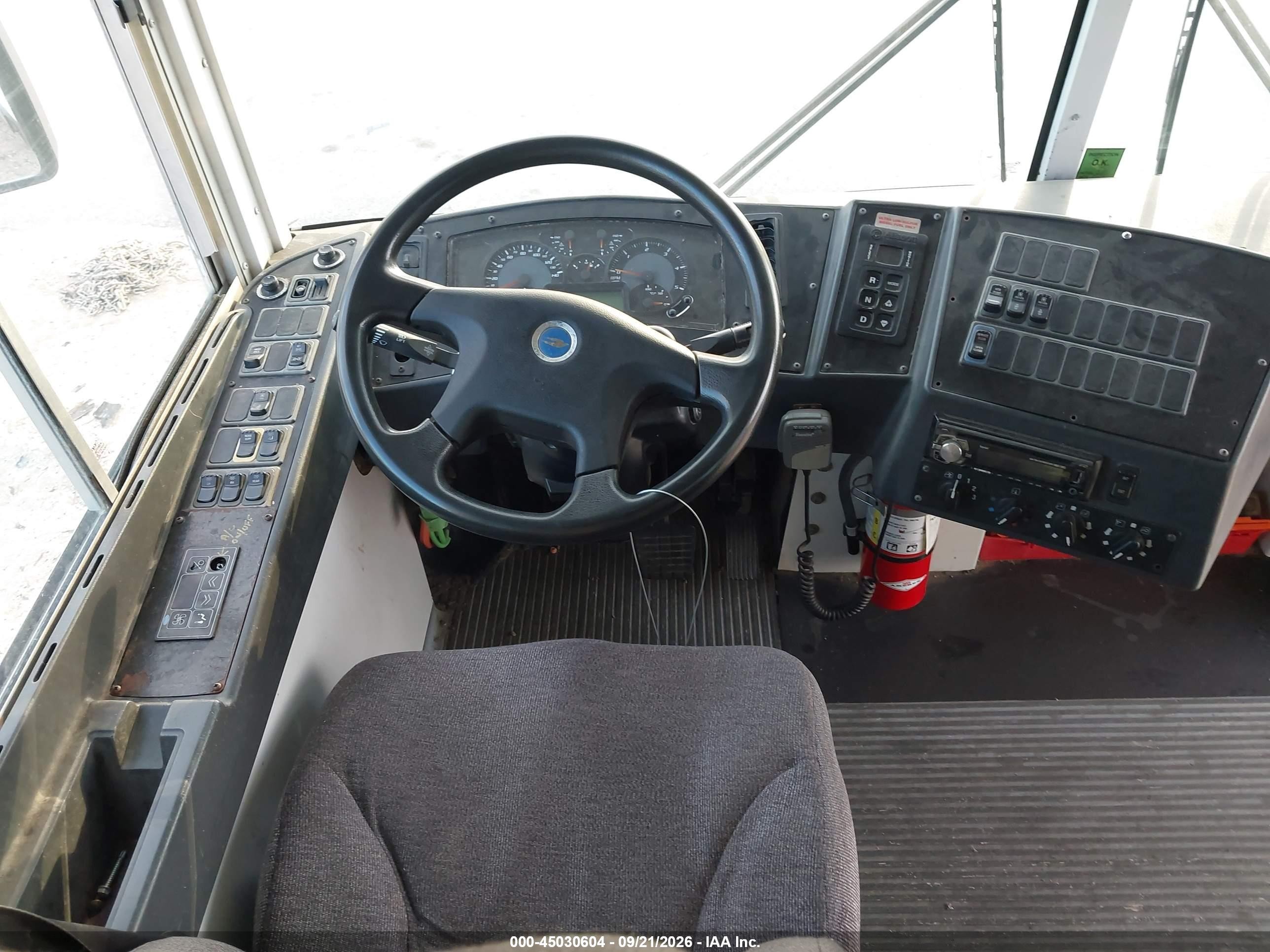 2014 Blue Bird School Bus / Transit Bus VIN 1BABNBPAXEF304794 IAAI salvage auction — Normal Wear, Sf97 (Texas), sold $20,100 on 2026-10-07 (photo 8)