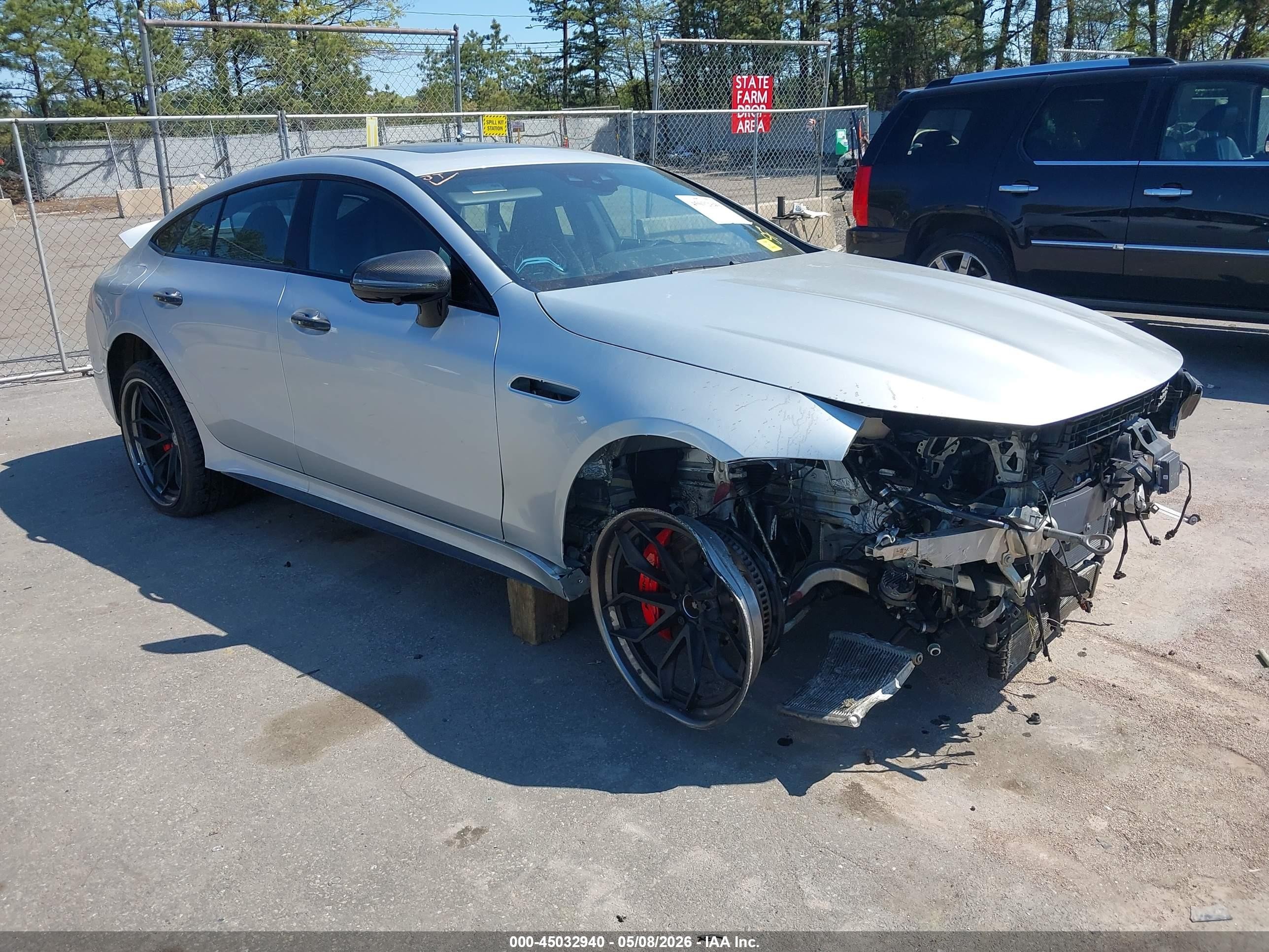2020 Mercedes-Benz AMG-Class VIN WDD7X8JB0LA015675 IAAI salvage auction — Front End, Salvage (Massachusetts), sold $17,975 on 2026-08-25 (photo 6)
