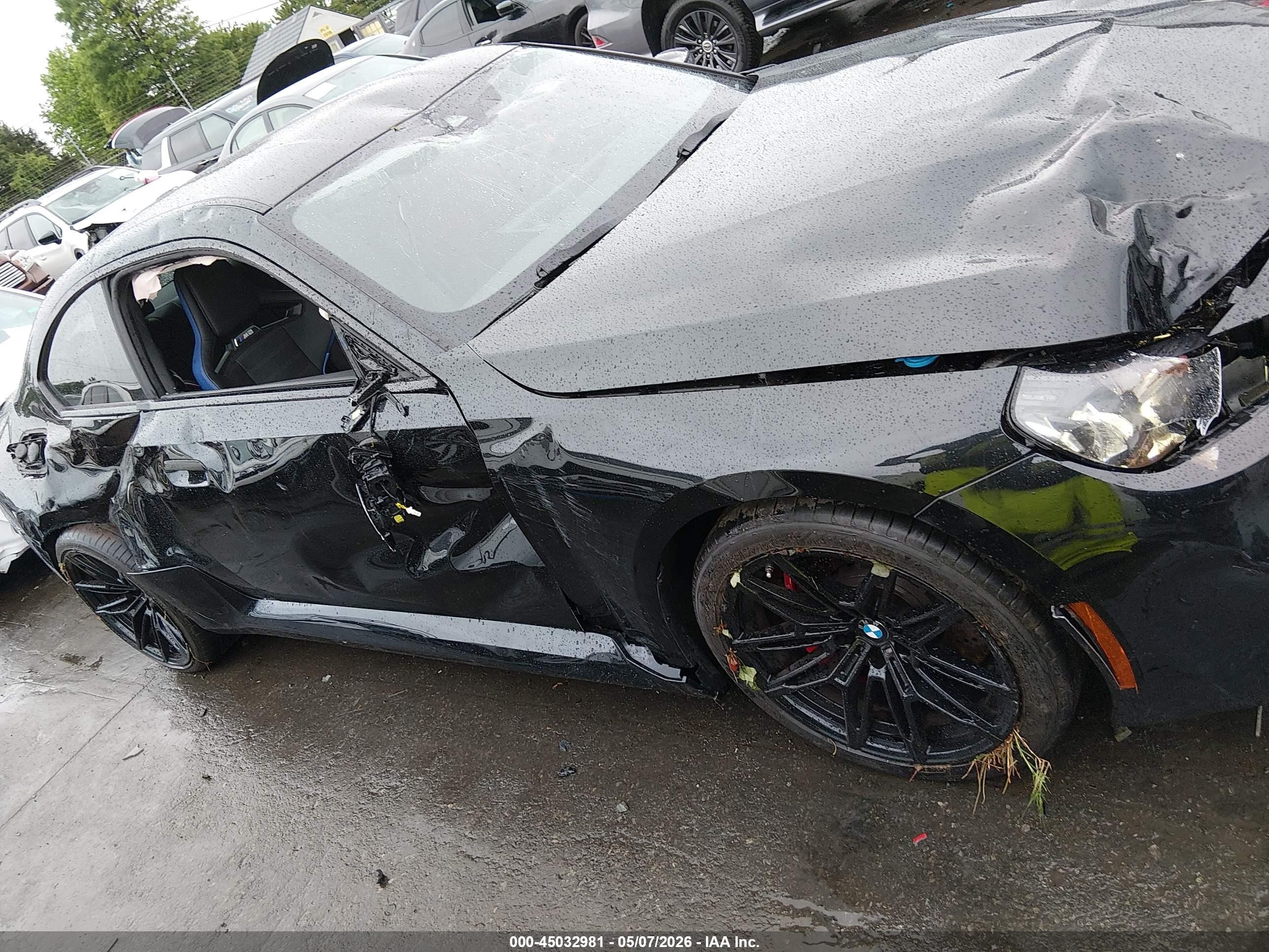 2025 BMW M2 VIN 3MF23DM09S8F54919 IAAI salvage auction — Rollover, Salvage (North Carolina), sold $22,100 on 2026-08-24 (photo 6)