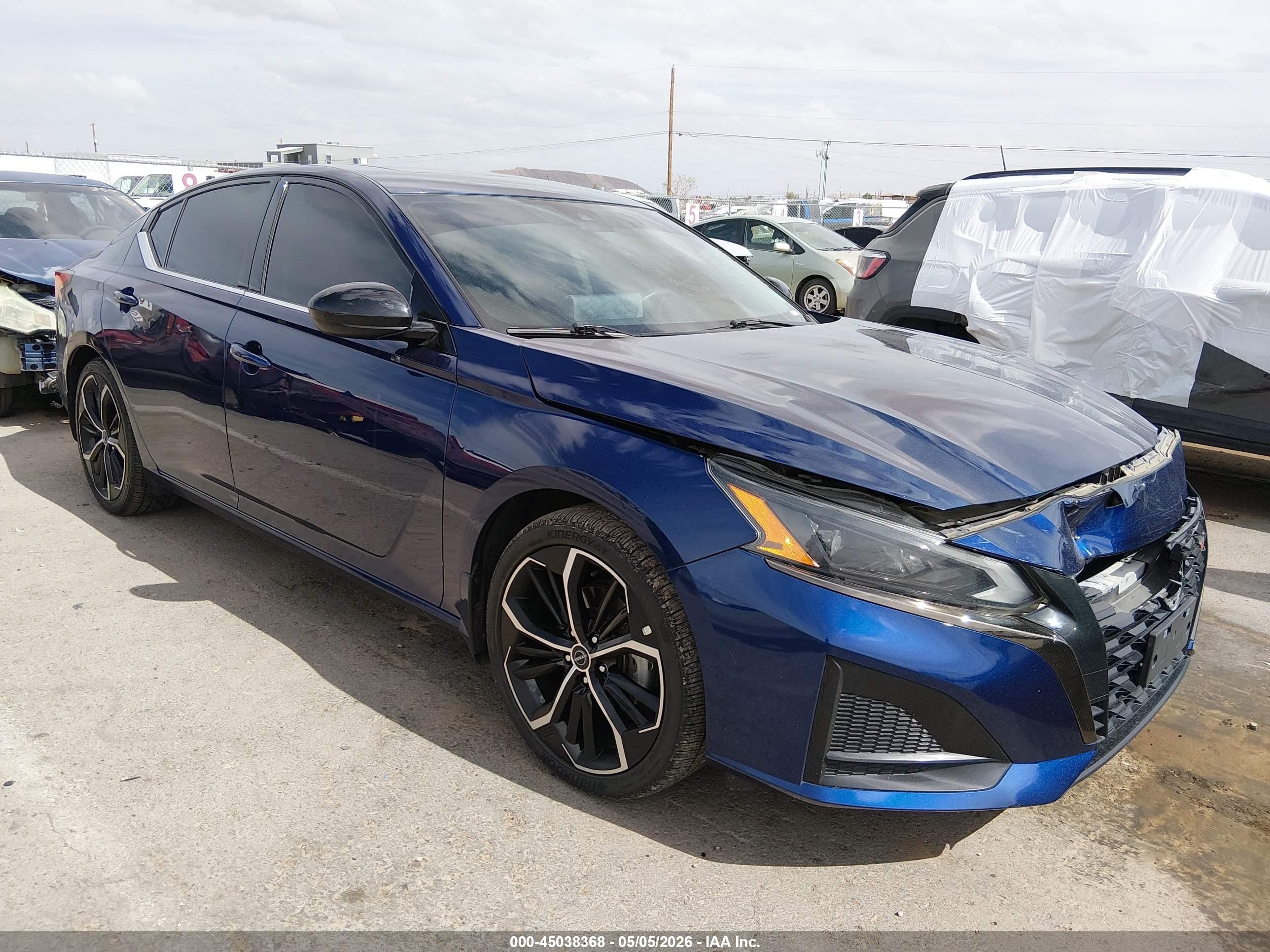 2023 Nissan Altima VIN 1N4BL4CV7PN327593 — IAAI salvage auction photo