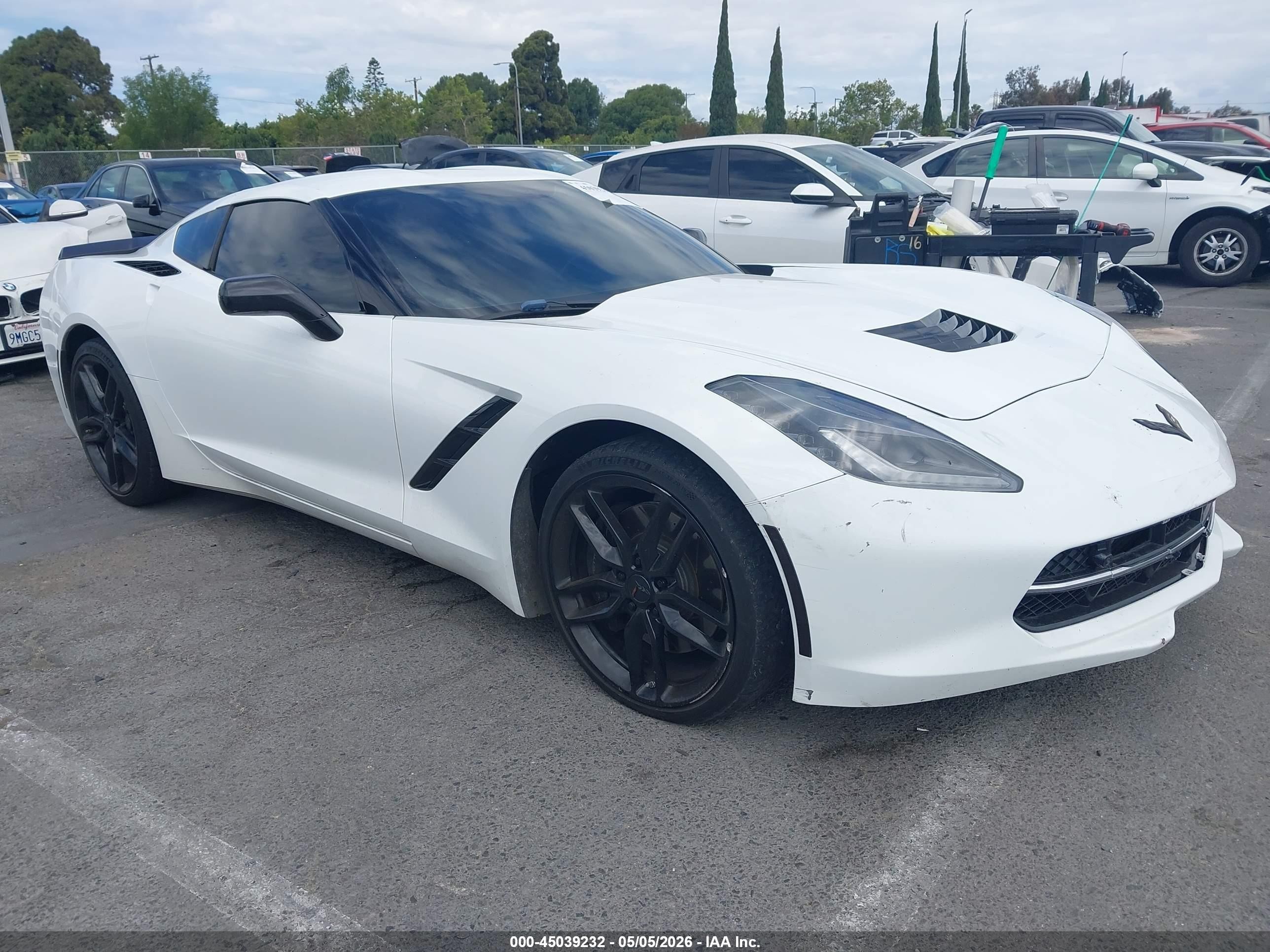 2017 Chevrolet Corvette Stingray VIN 1G1YK2D75H5113322 — IAAI salvage auction photo