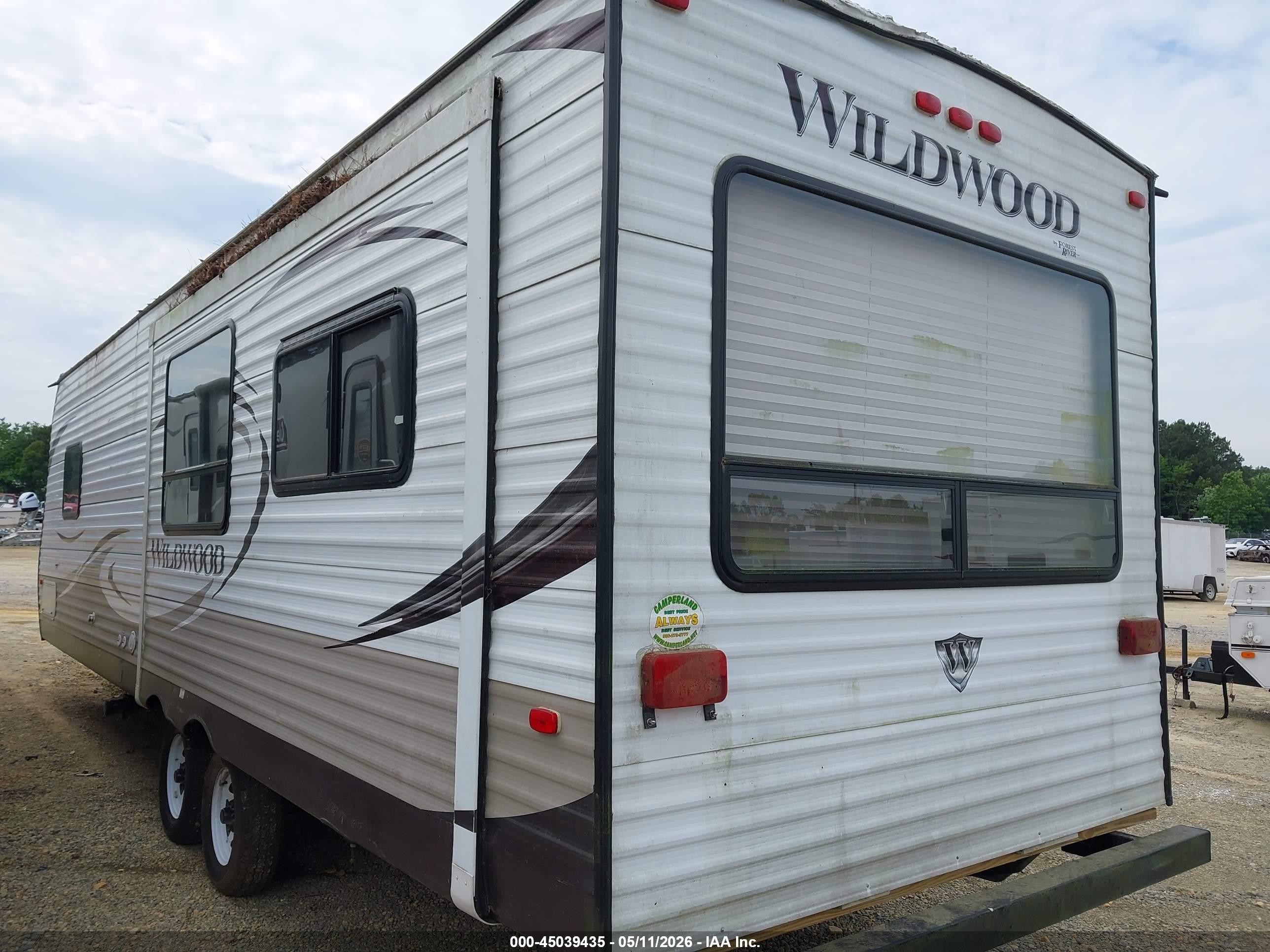 2015 Wildwood Forest River VIN 4X4TWDC26FA254101 IAAI salvage auction — Top/Roof, Salvage (North Carolina), sold $1,200 on 2026-09-09 (photo 3)