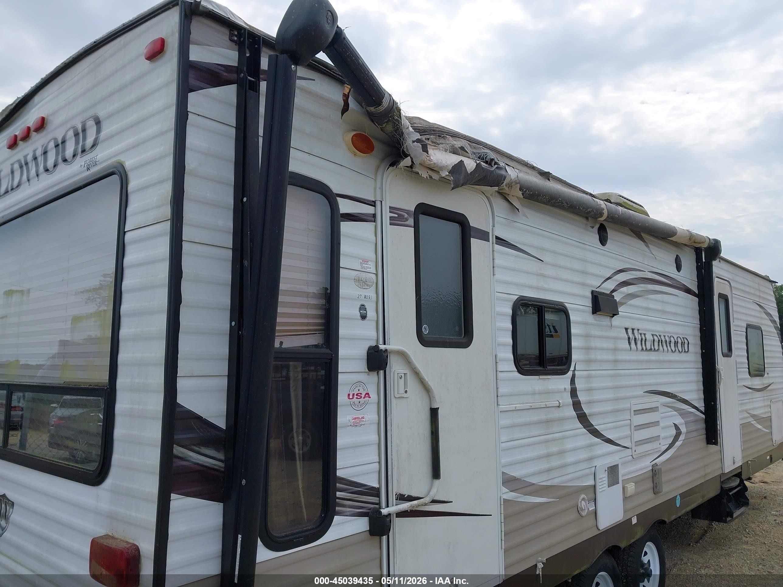 2015 Wildwood Forest River VIN 4X4TWDC26FA254101 IAAI salvage auction — Top/Roof, Salvage (North Carolina), sold $1,200 on 2026-09-09 (photo 6)