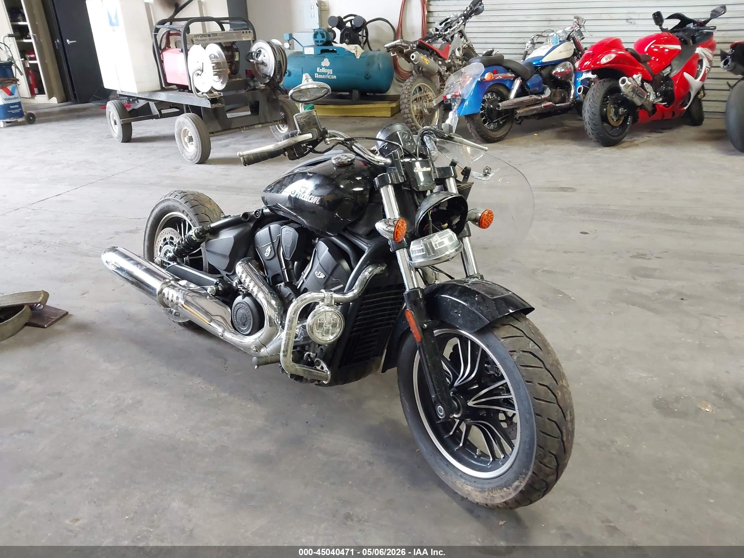 2025 Indian Motorcycle Co. SCOUT VIN 56KSCB615S3025502 IAAI salvage auction — Rollover, Salvage (Alabama), sold $1,900 on 2026-09-09 (photo 1)