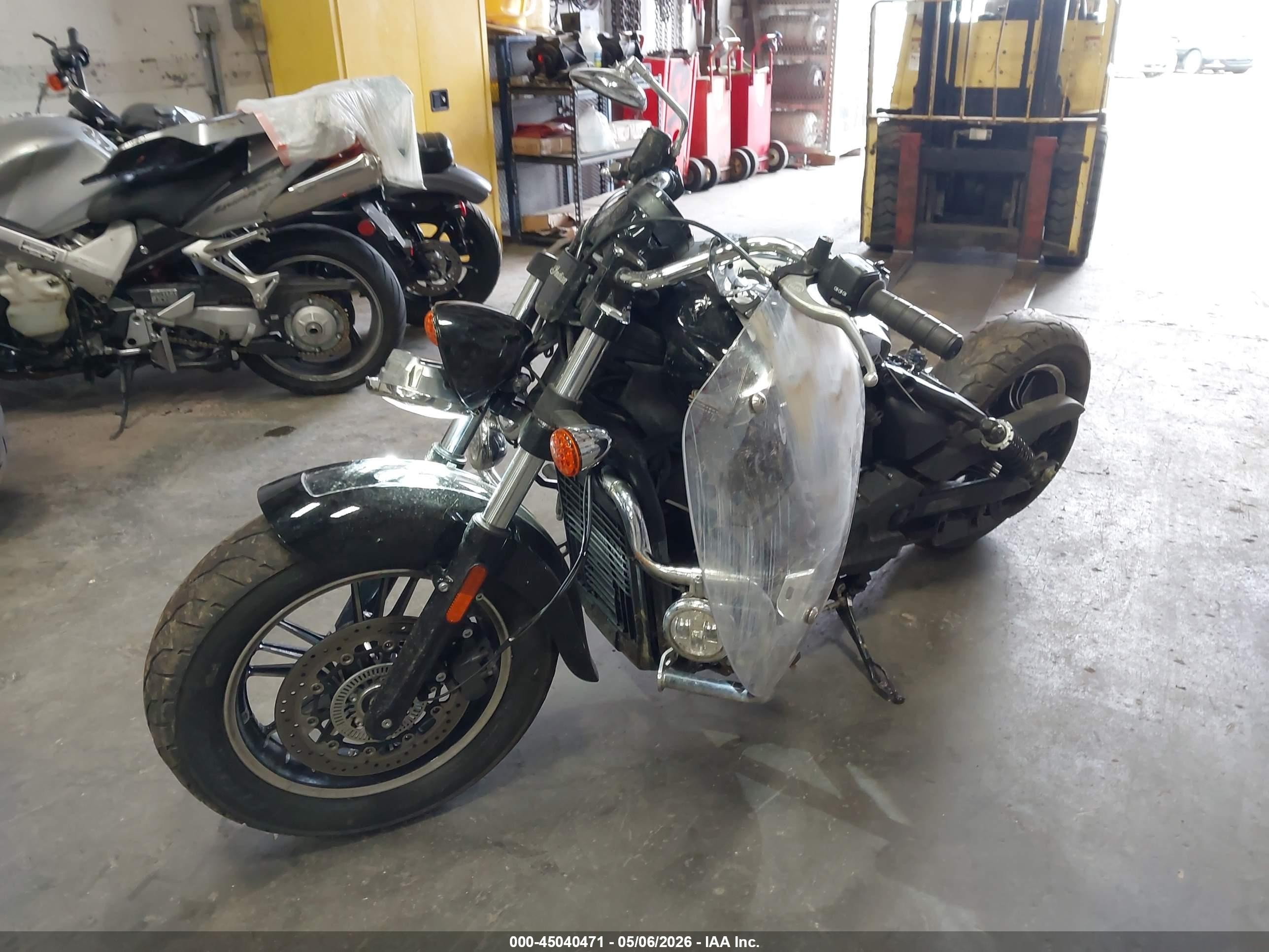 2025 Indian Motorcycle Co. SCOUT VIN 56KSCB615S3025502 IAAI salvage auction — Rollover, Salvage (Alabama), sold $1,900 on 2026-09-09 (photo 2)
