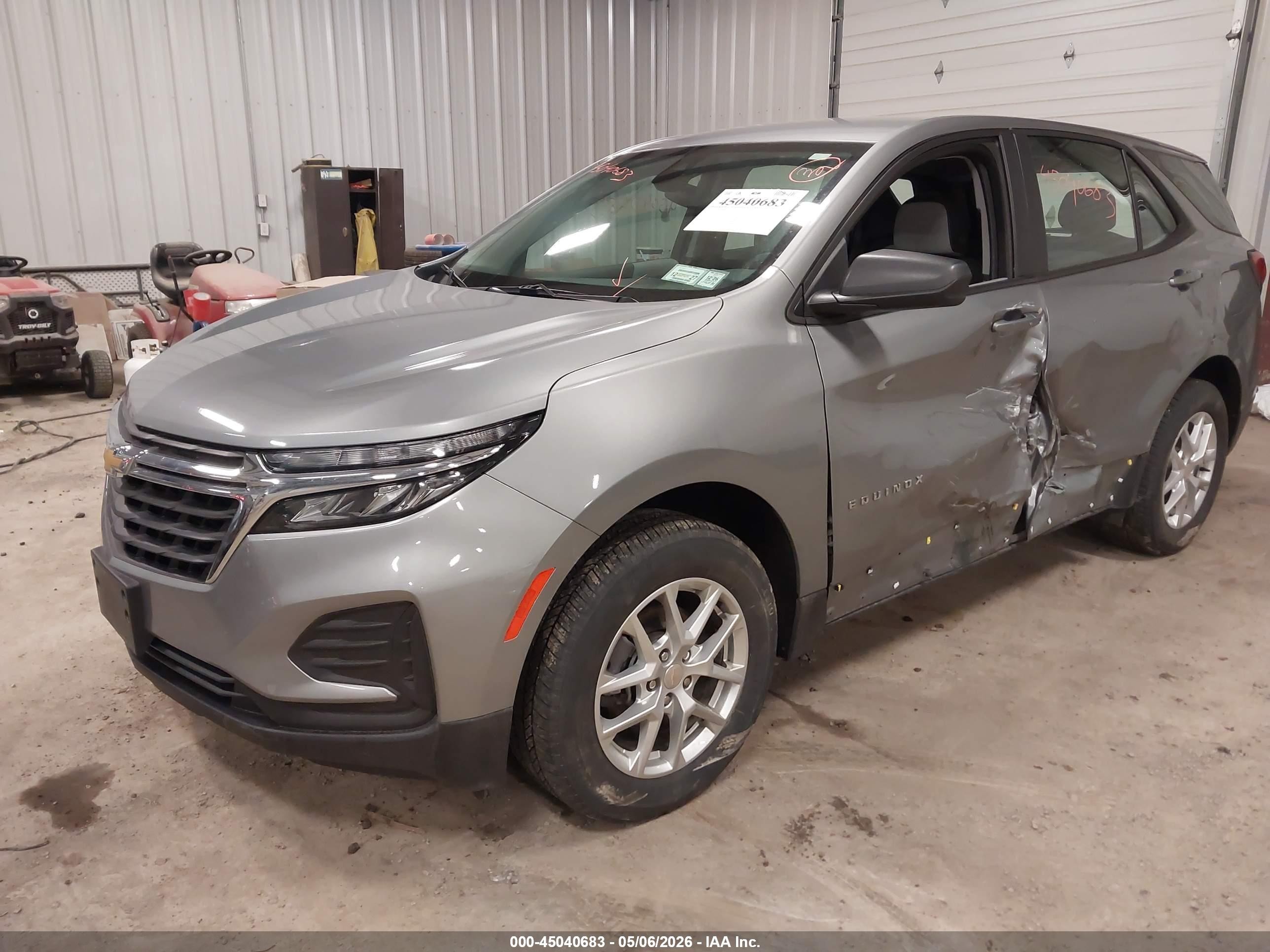 2024 Chevrolet Equinox VIN 3GNAXSEGXRL181214 IAAI salvage auction — Side, Mv-907A (New York), sold $5,300 on 2026-07-11 (photo 2)