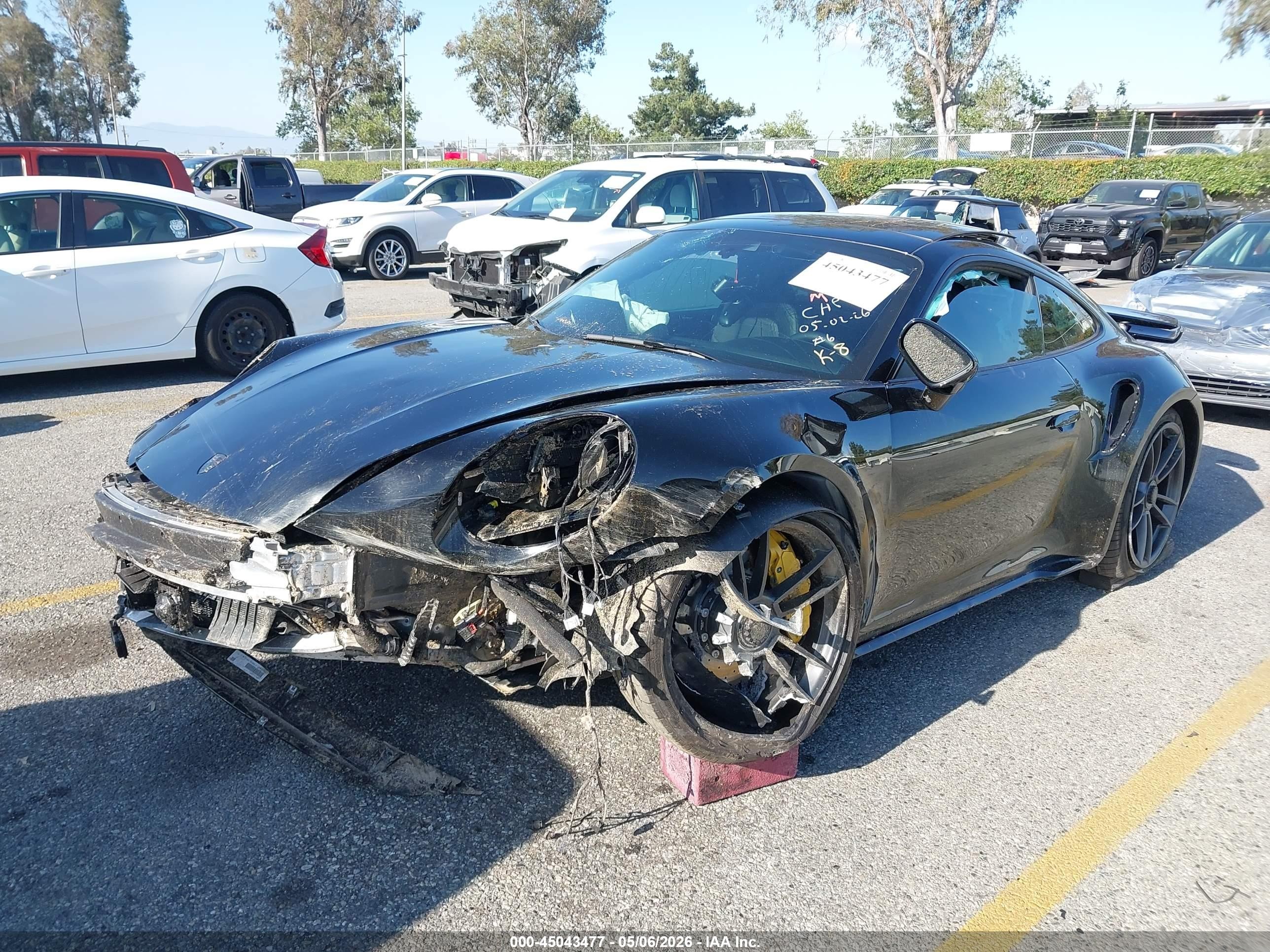 2025 Porsche 911 VIN WP0AD2A91SS285008 IAAI salvage auction — Rollover, Salvage (California), sold $69,750 on 2026-06-30 (photo 2)