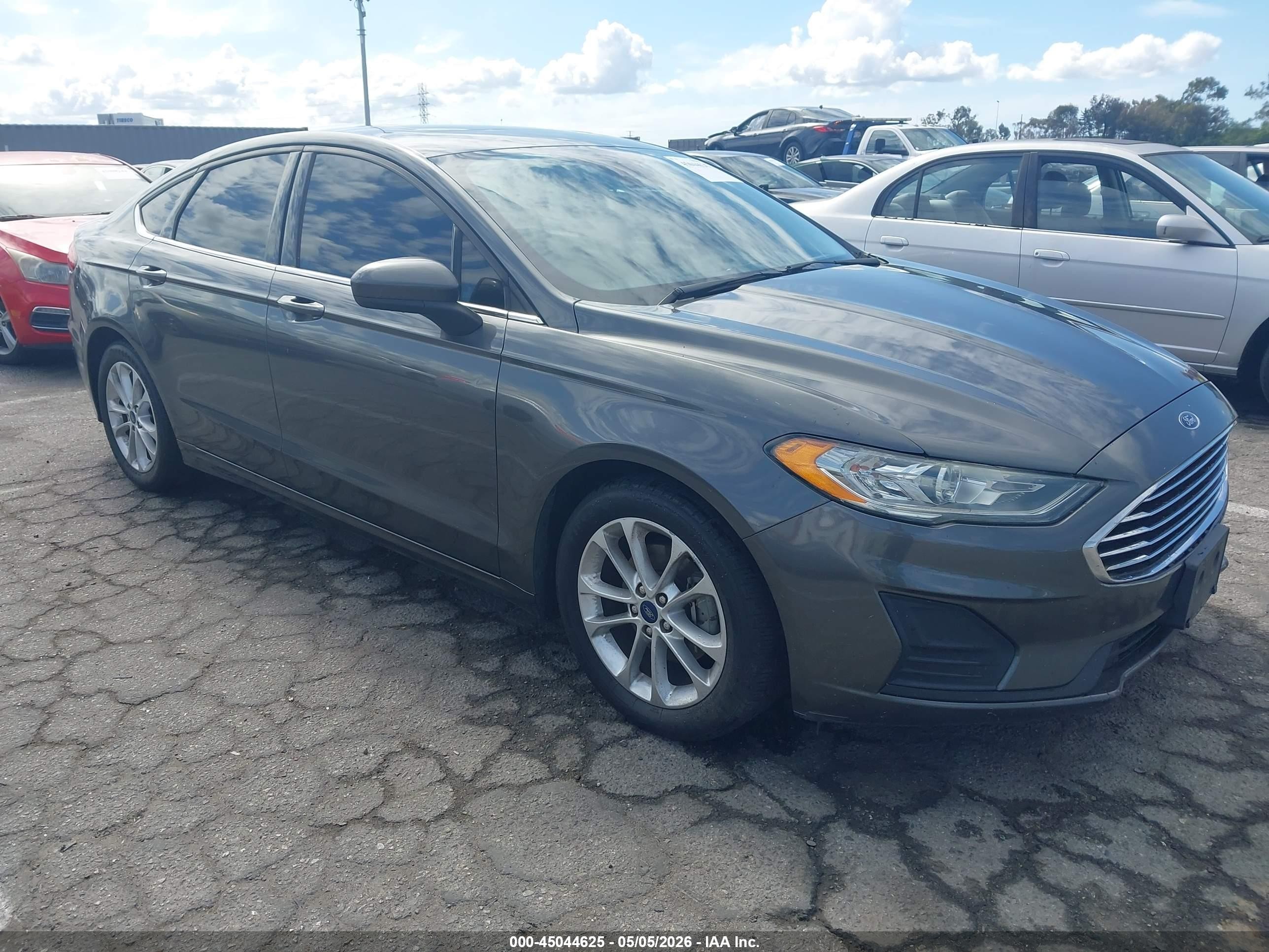 2019 Ford Fusion VIN 3FA6P0HD0KR108432 IAAI salvage auction — Normal Wear, Clear - Dealer Only (California), sold $1,750 on 2026-07-09 (photo 1)