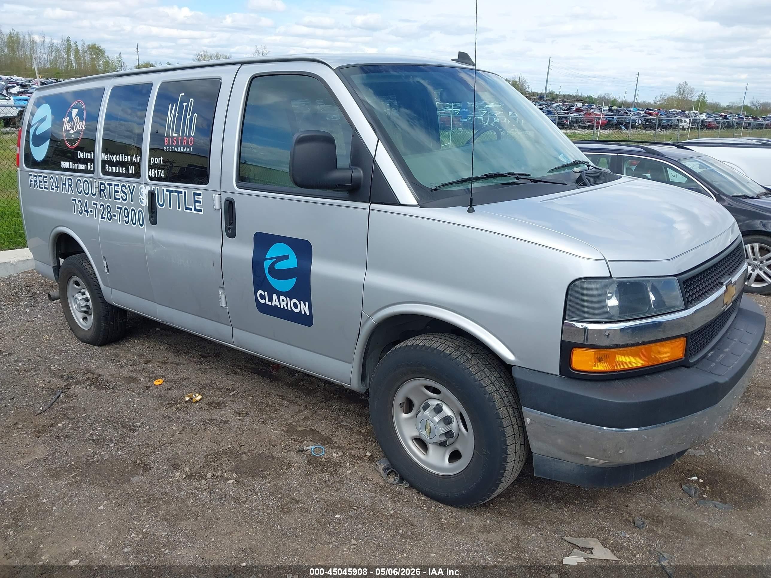 2023 Chevrolet Express 2500 VIN 1GAWGFF78P1231593 — IAAI salvage auction photo