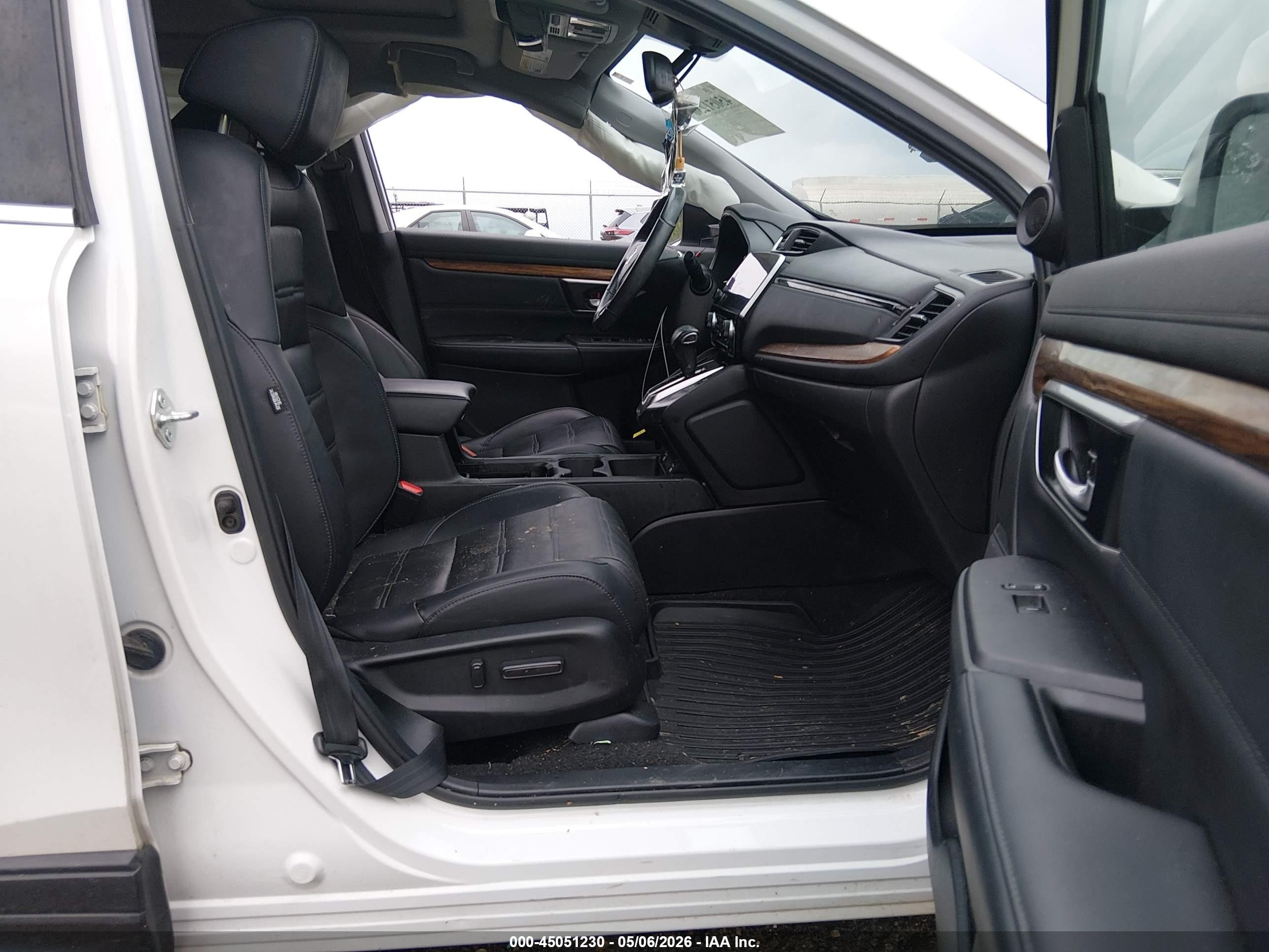 2021 Honda CR-V VIN 2HKRW1H83MH407776 IAAI salvage auction — Side, Salvage (Mississippi), sold $6,900 on 2026-07-10 (photo 5)