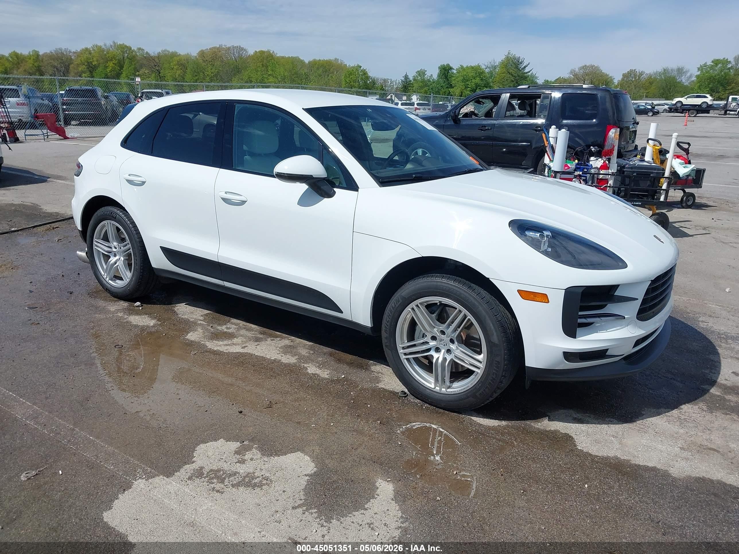 2020 Porsche Macan VIN WP1AB2A58LLB33644 IAAI salvage auction — Rear End, Salvage (Indiana), sold $11,200 on 2026-07-03 (photo 1)